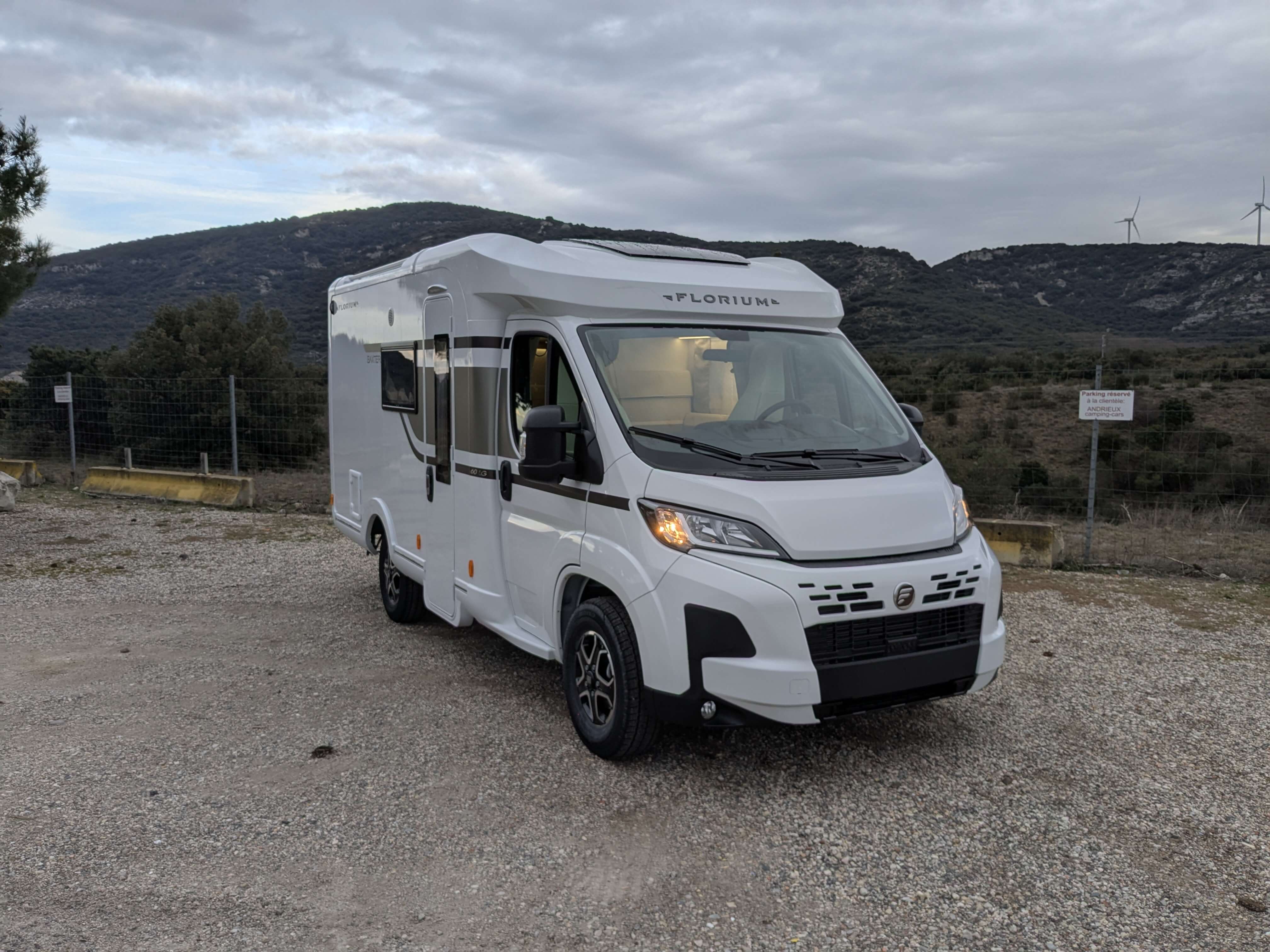  - 6 - FLORIUM BAXTER 60 LG 