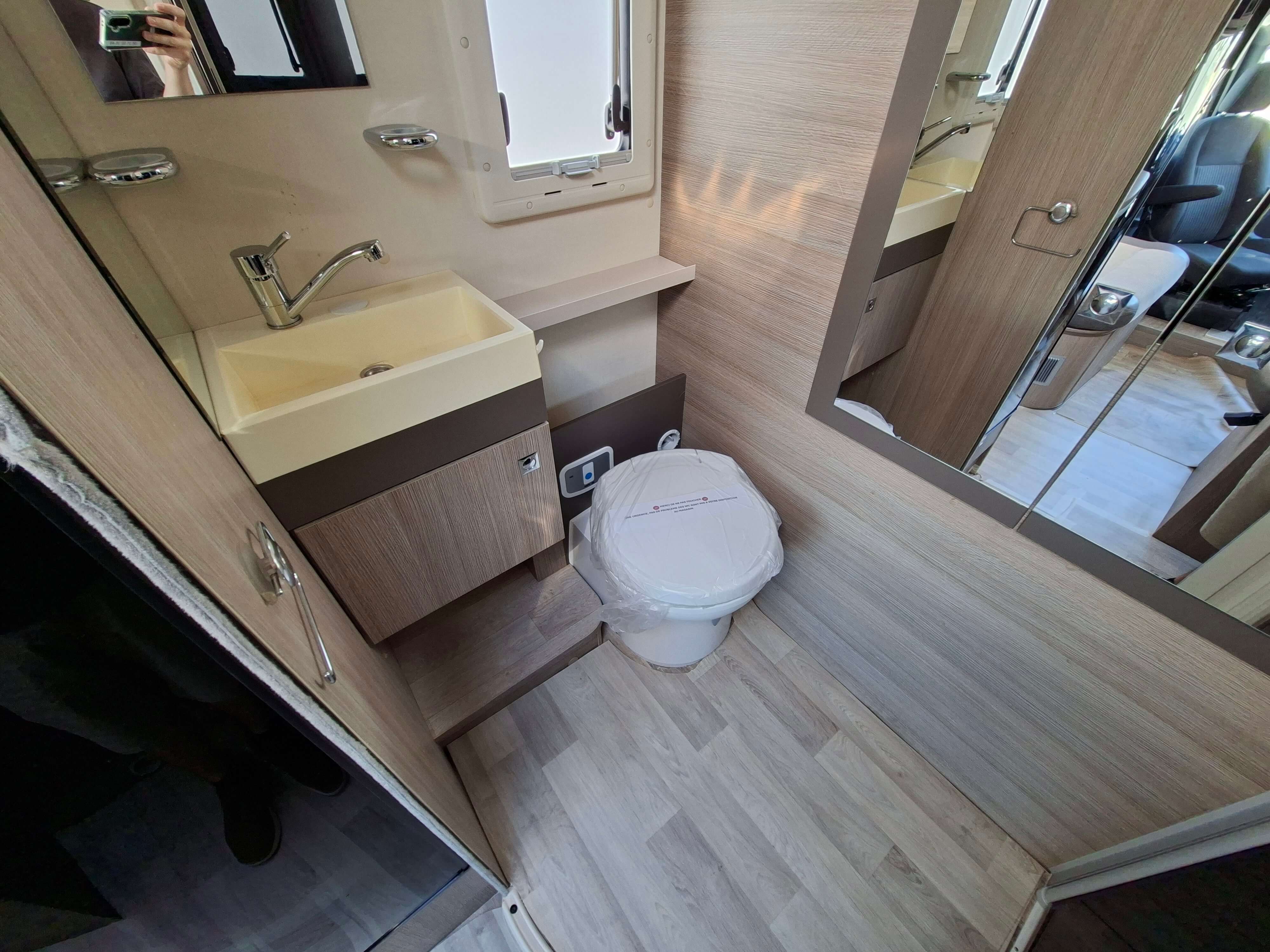  - 7 - CHALLENGER QUARTZ 170 