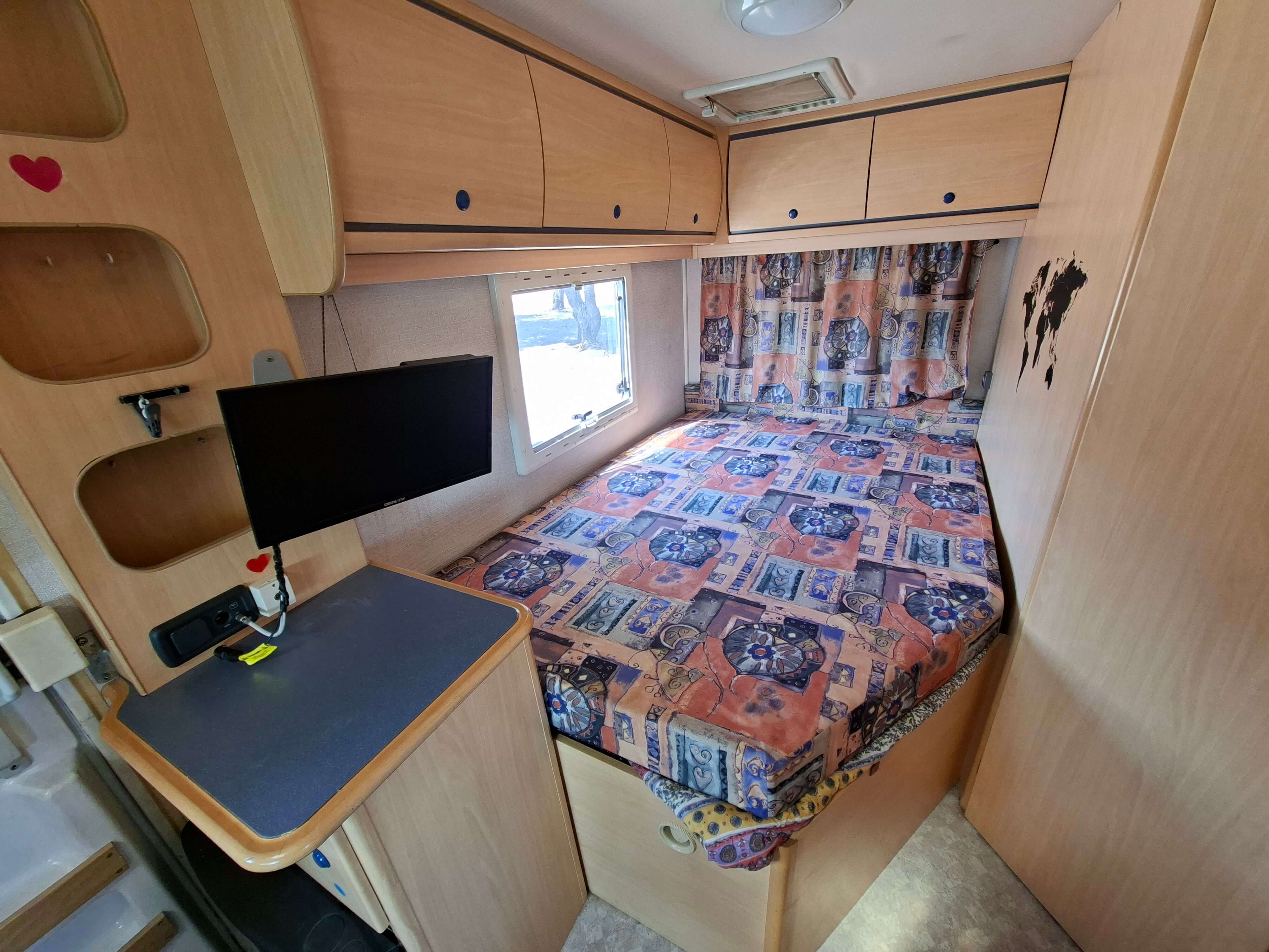  - 4 - CHAUSSON WELCOME 80 