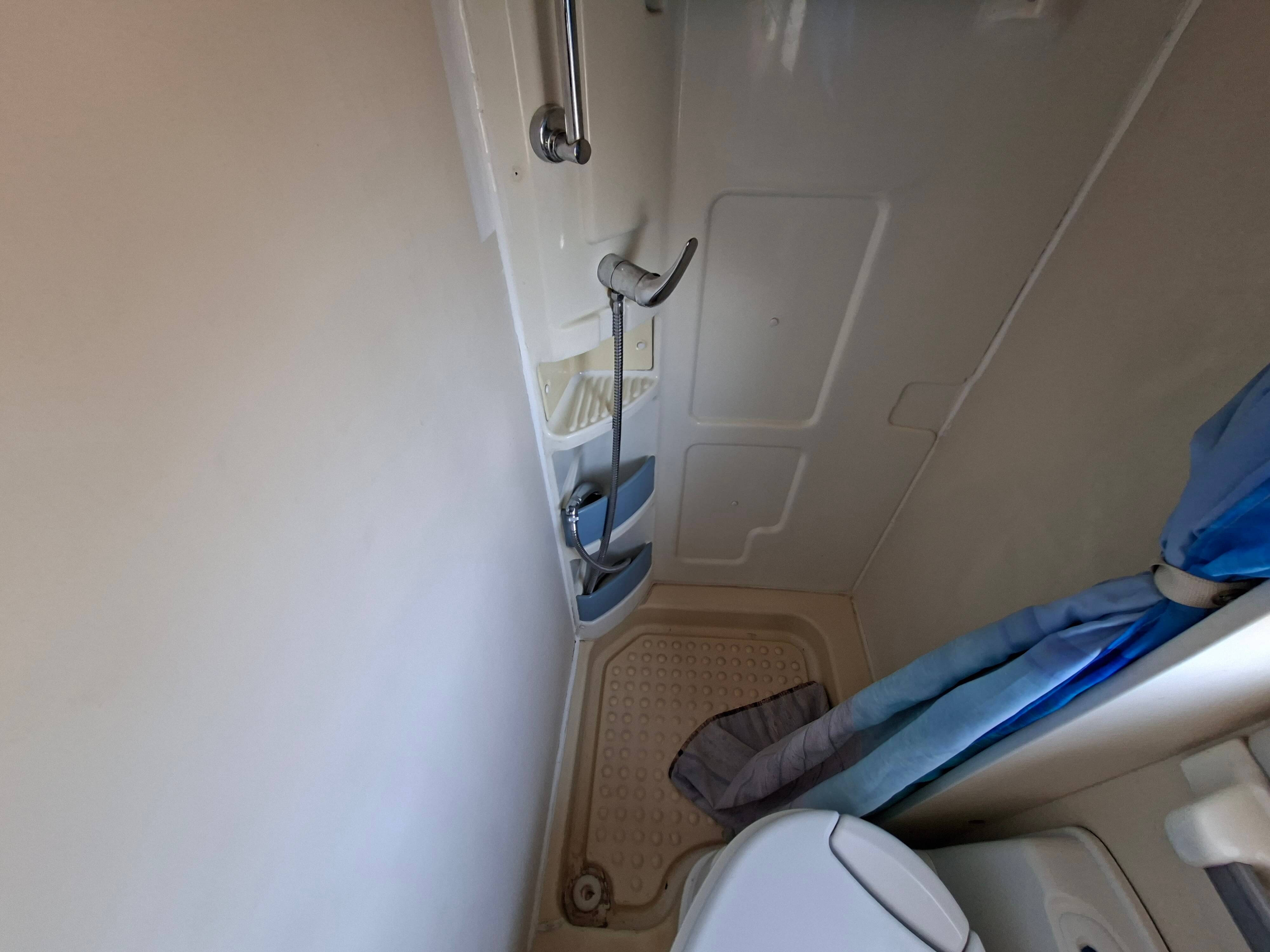  - 5 - CHAUSSON WELCOME 80 
