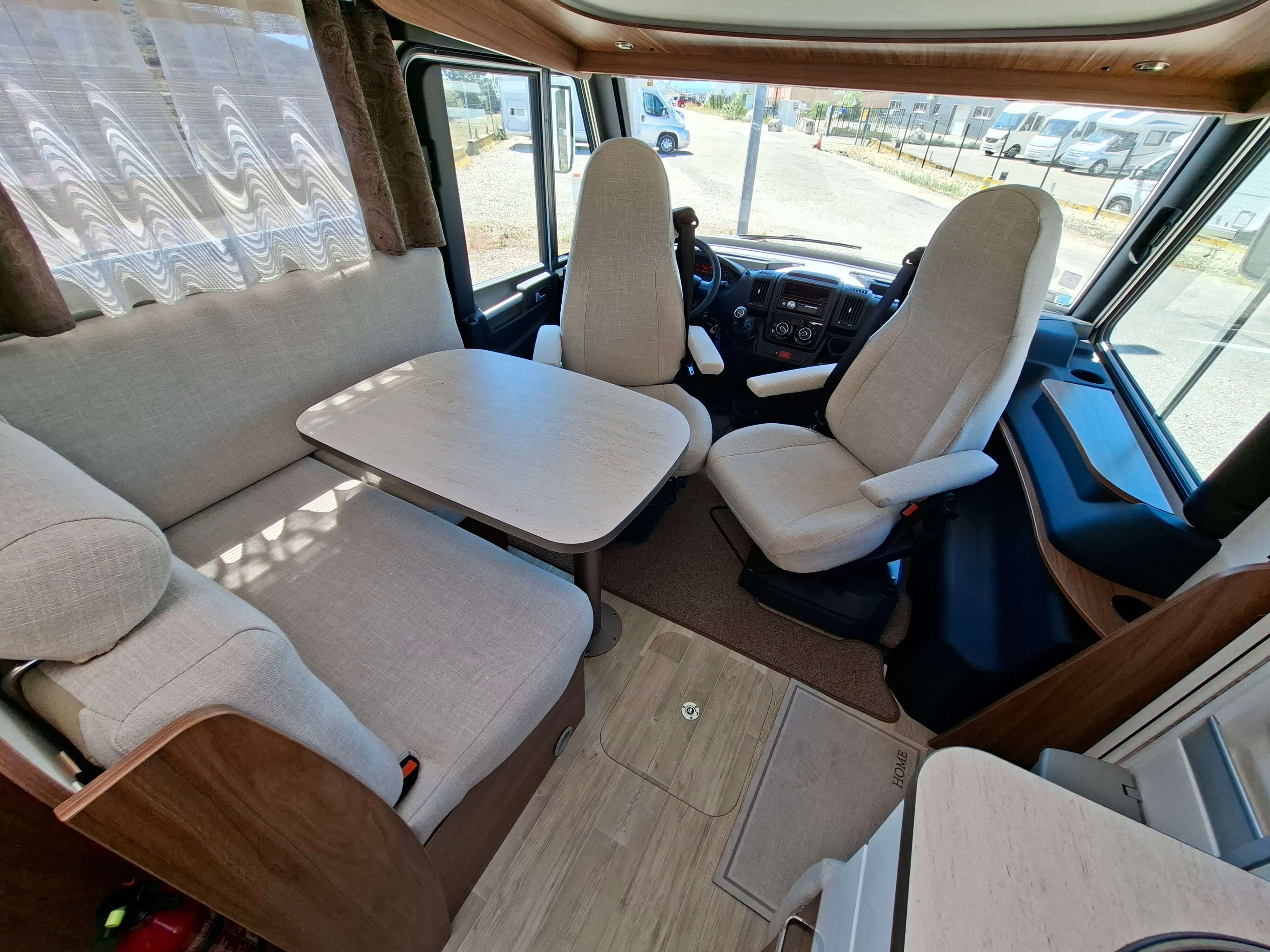  - 3 - PILOTE ESSENTIEL G 650 