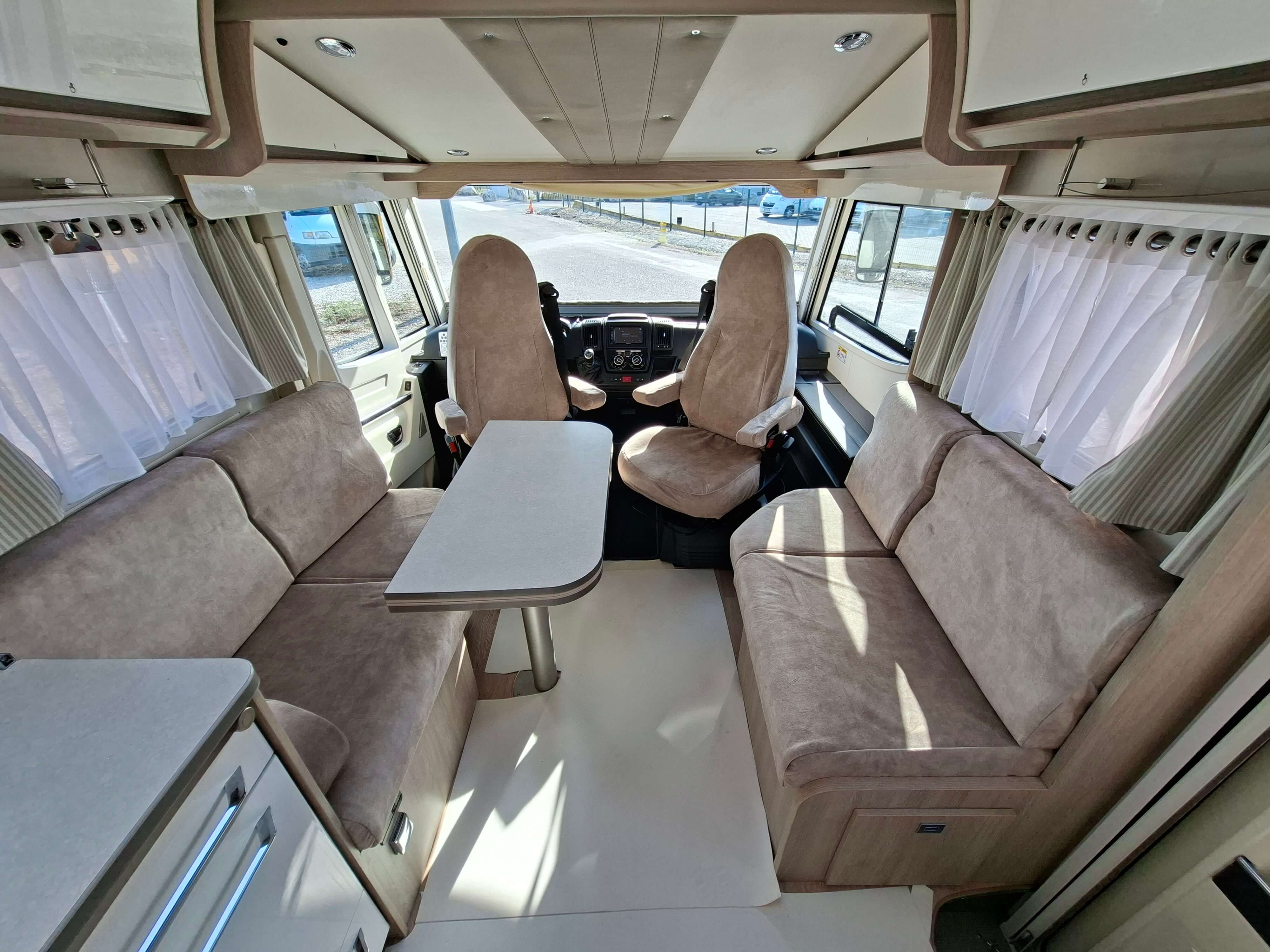  - 3 - RAPIDO DISTINCTION I 96 PREMIUM EDITION 