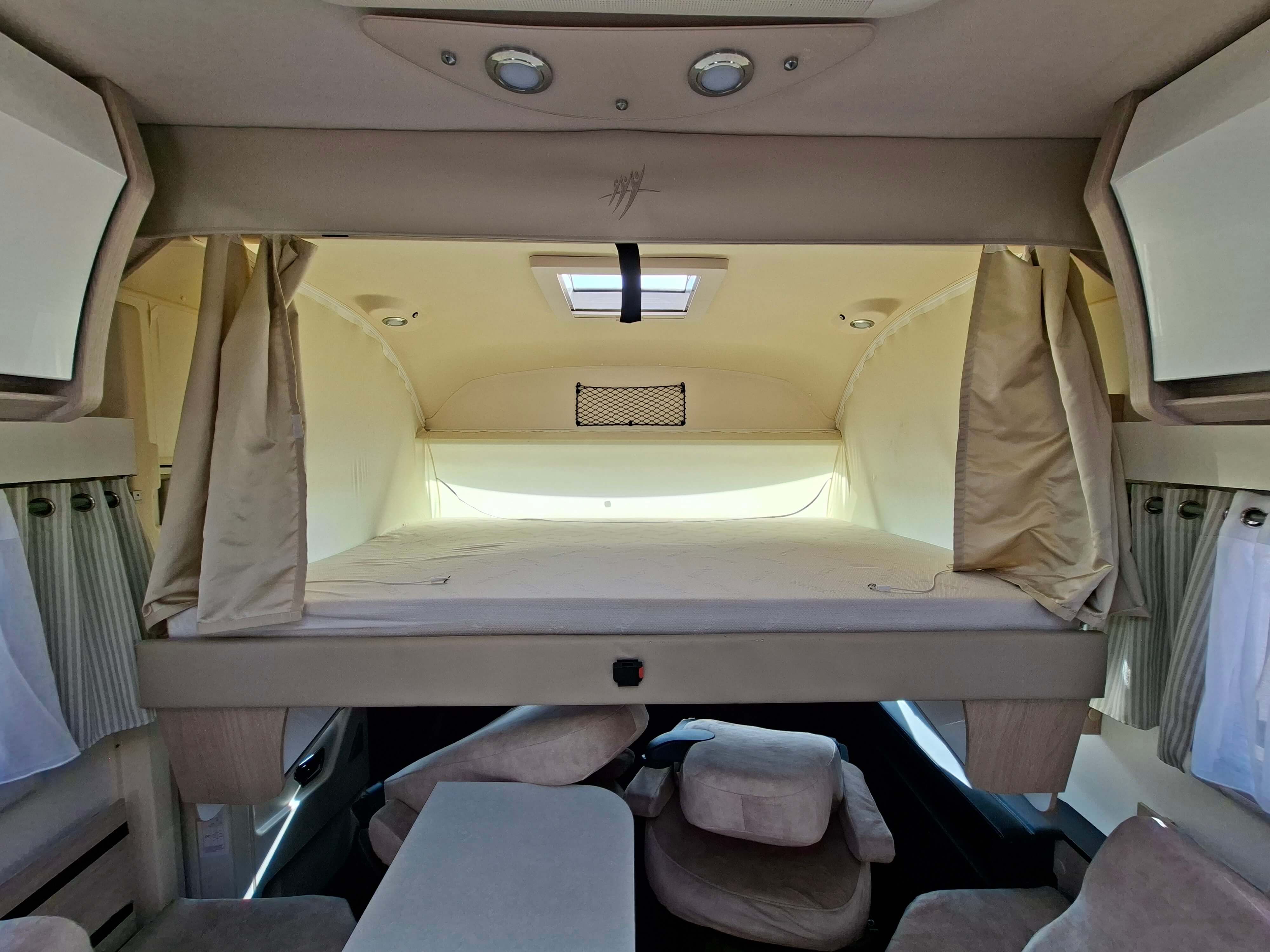  - 9 - RAPIDO DISTINCTION I 96 PREMIUM EDITION 