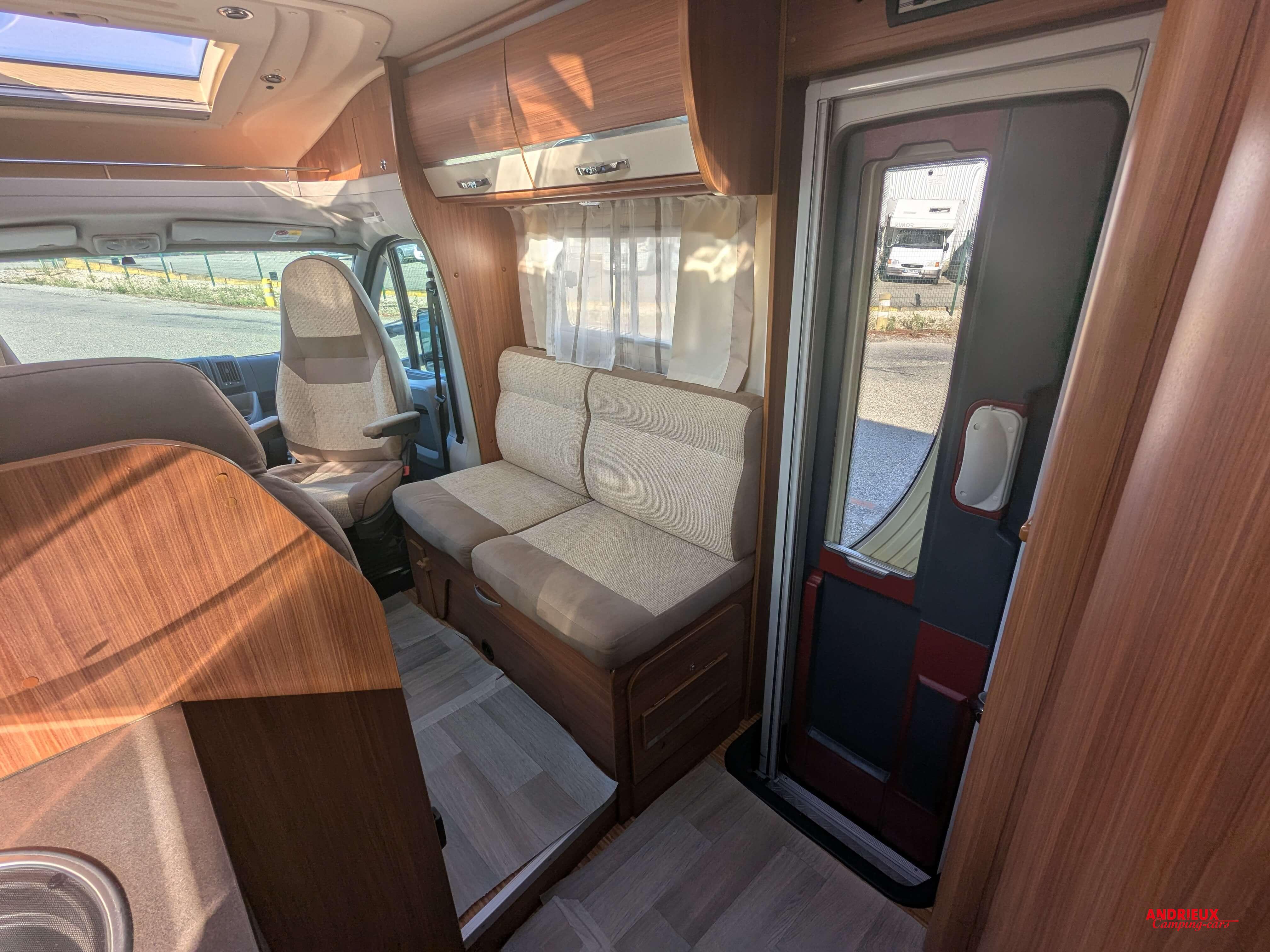  - 9 - ADRIATIK CORAL S 680 SP 