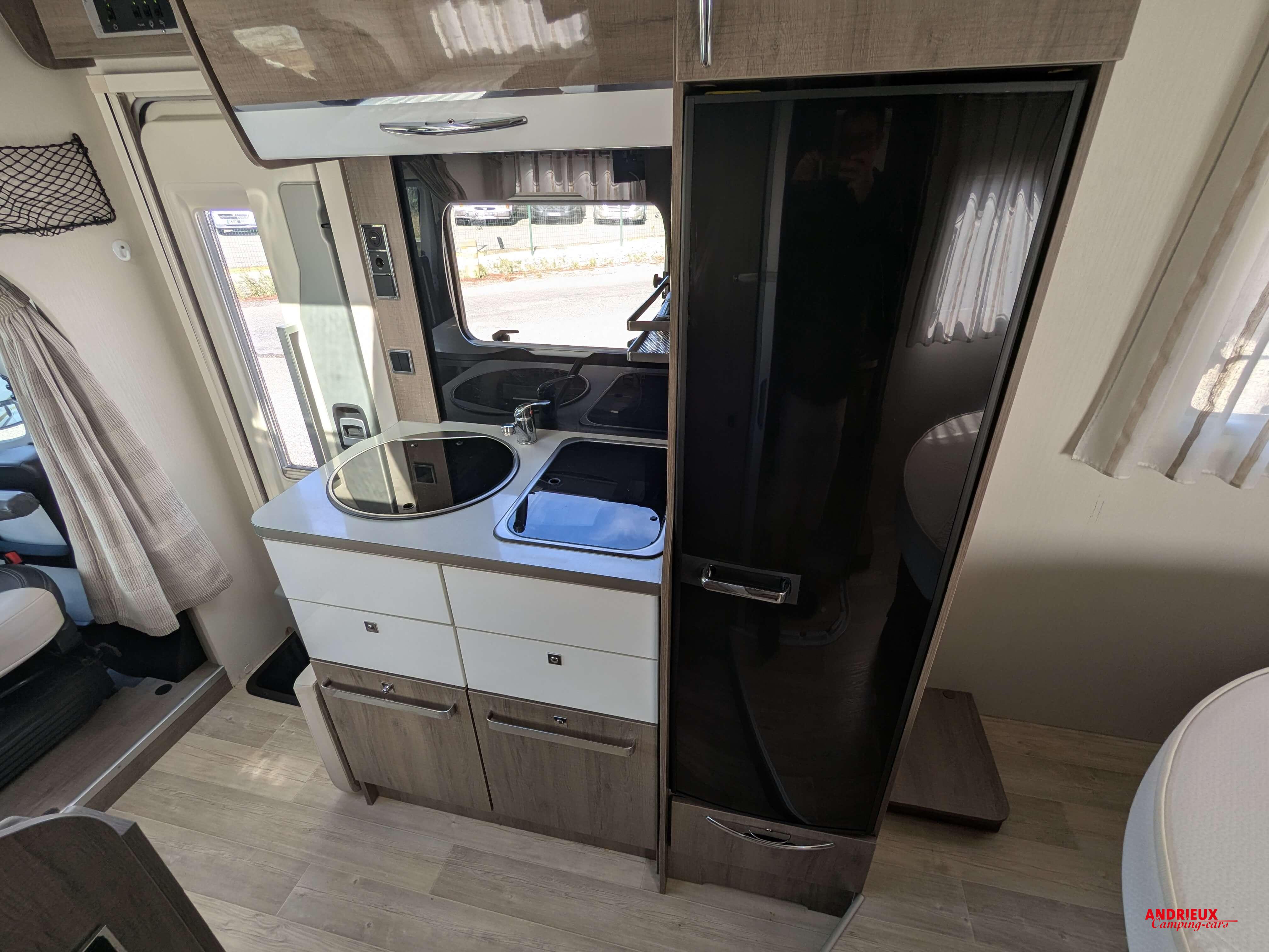  - 4 - BAVARIA T 650 STYLE 