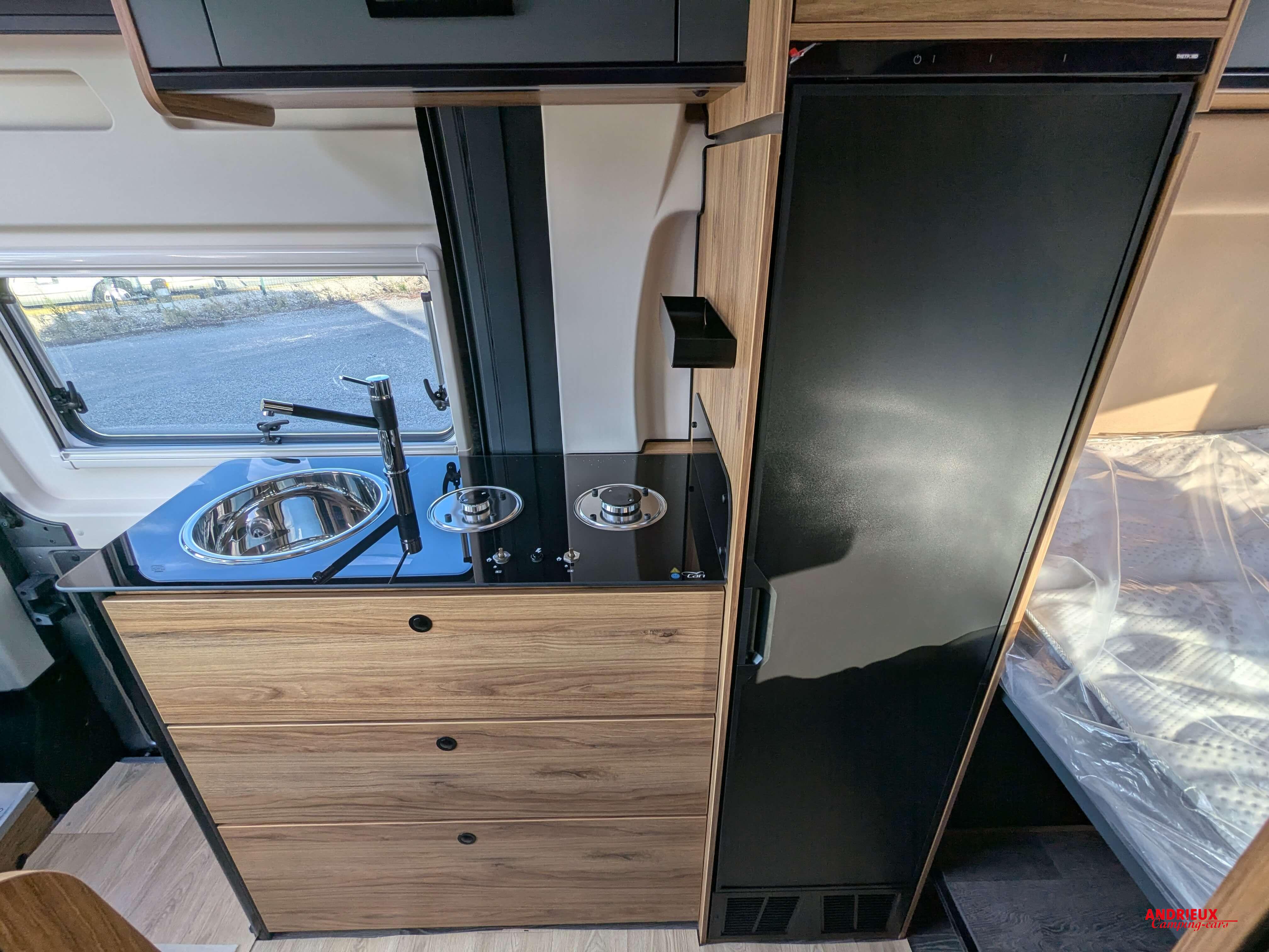  - 4 - FONT VENDOME LEADER CAMP ELEGANCE 