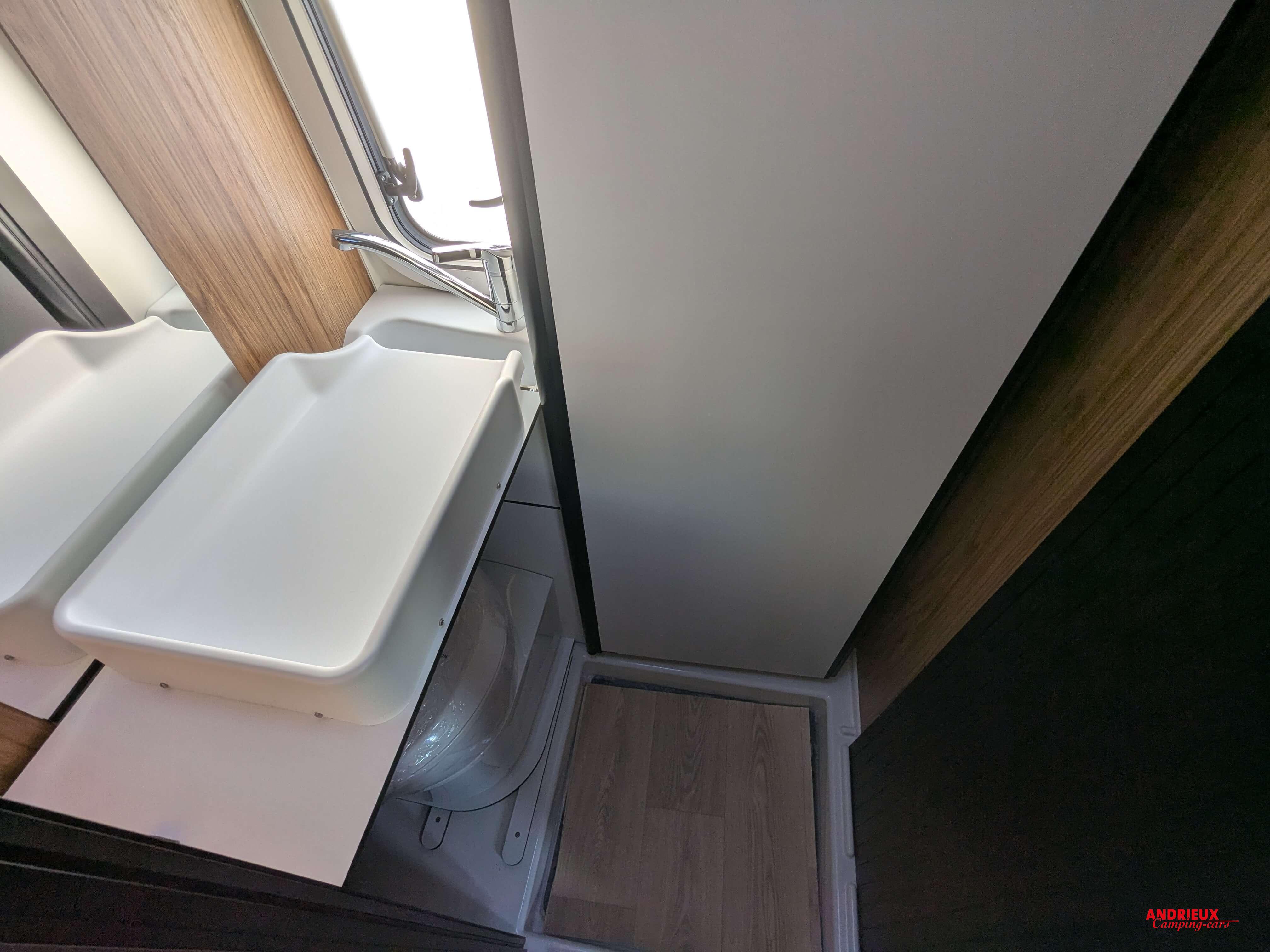  - 7 - FONT VENDOME LEADER CAMP ELEGANCE 