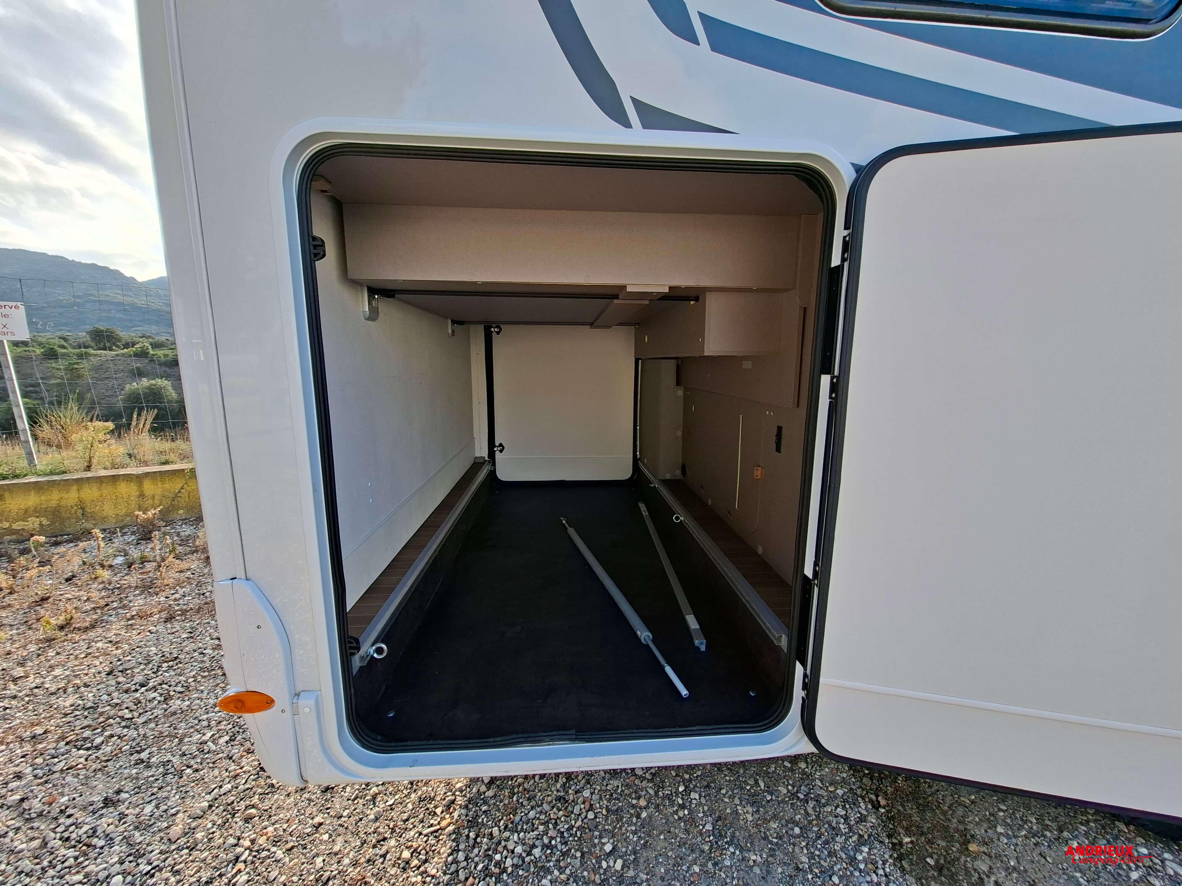  - 1 - ETRUSCO T 7400 QBC 