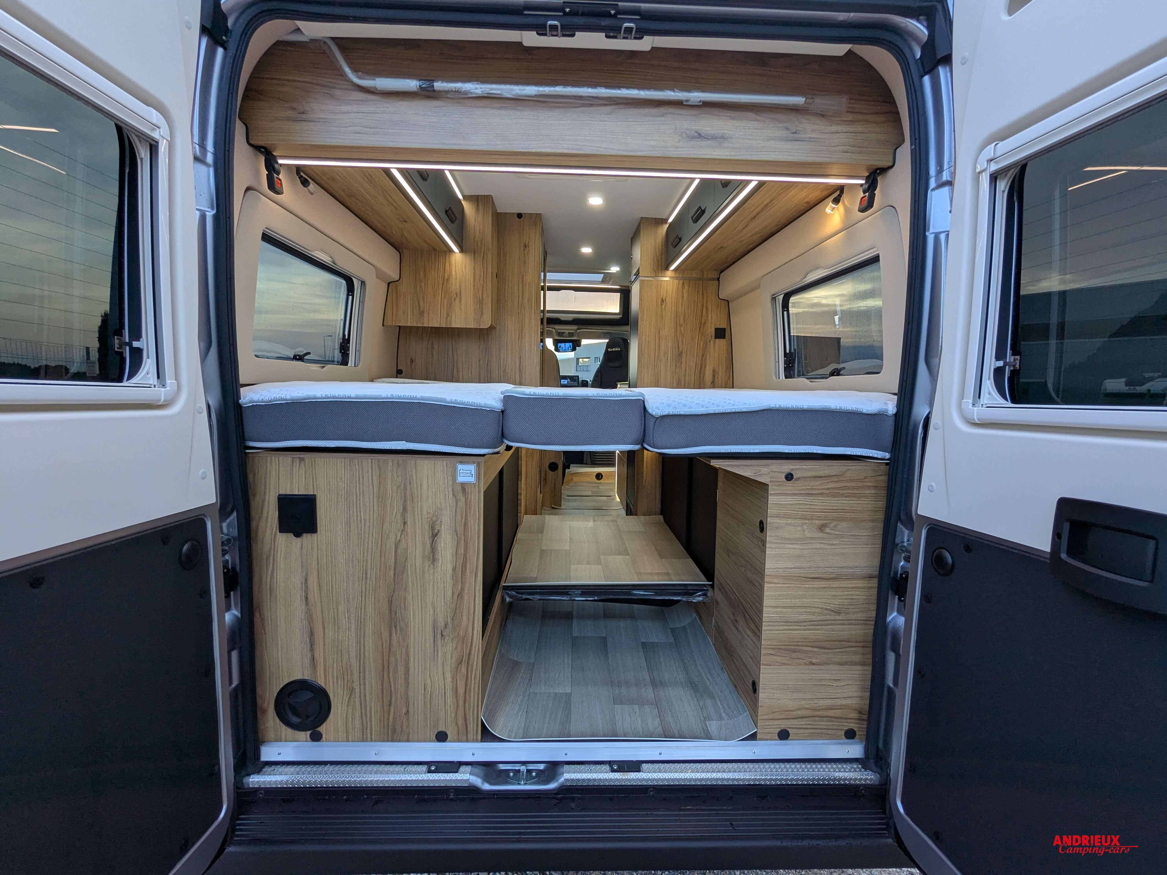  - 1 - FONT VENDOME DUO VAN ELEGANCE 