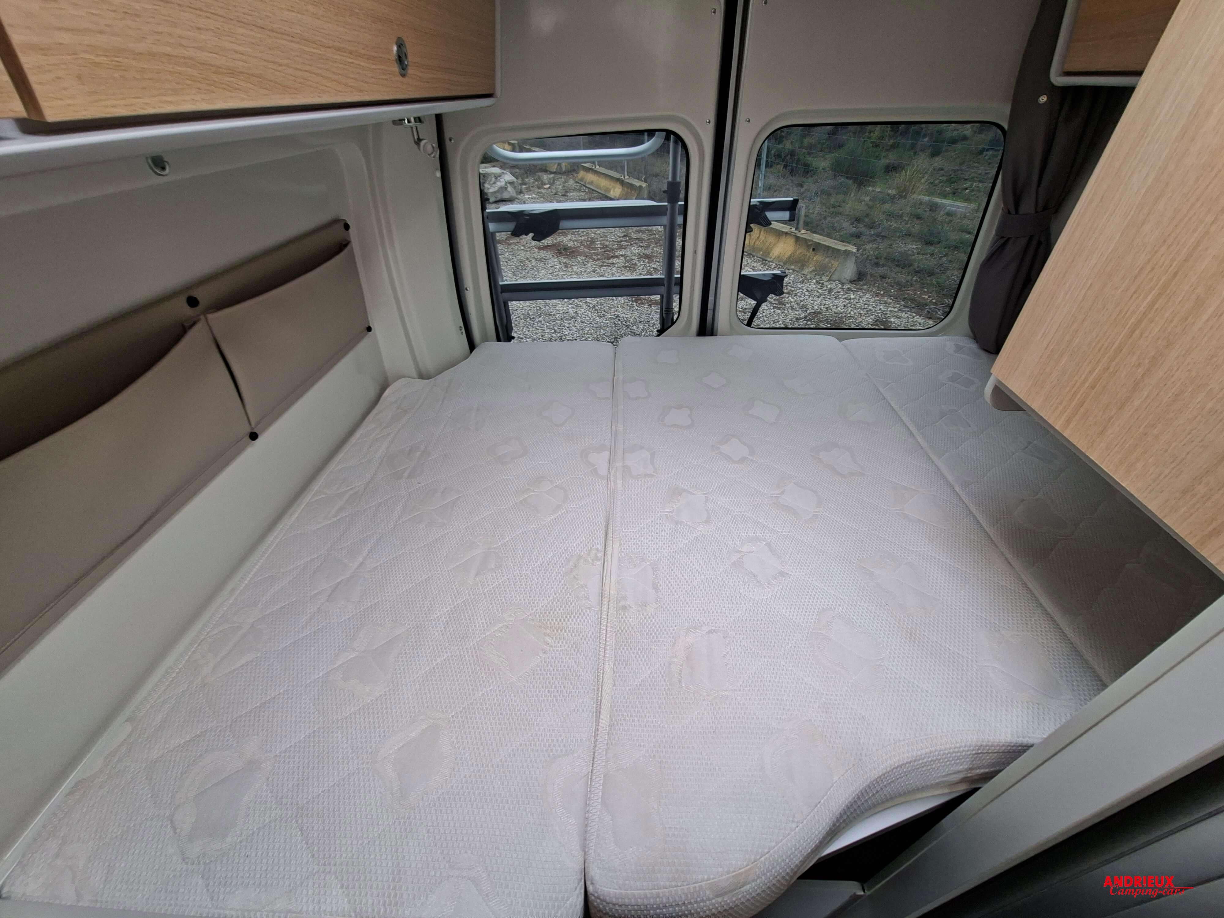  - 5 - FONT VENDOME MASTER VAN XS 