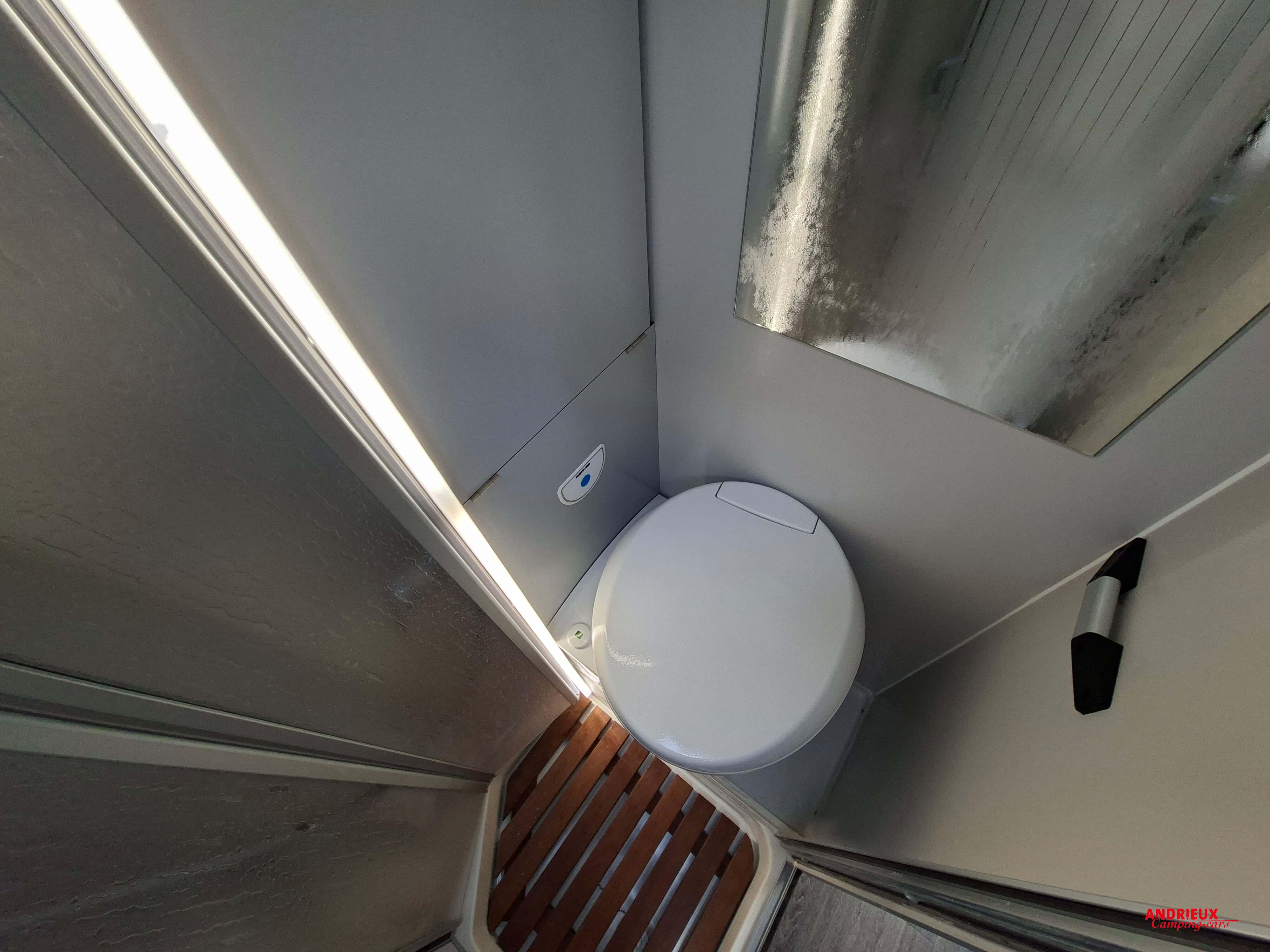  - 7 - FONT VENDOME MASTER VAN XS 