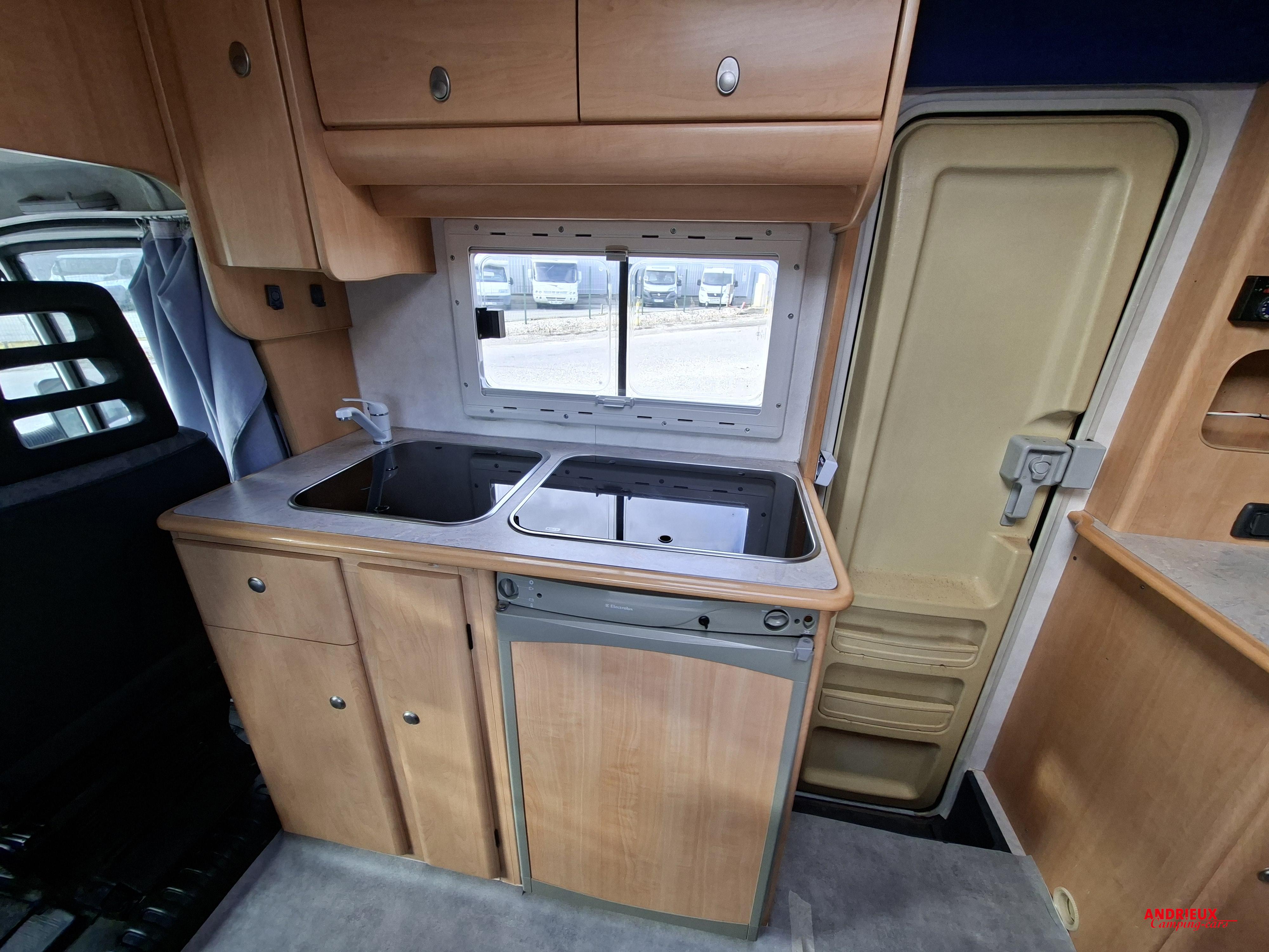  - 4 - CHALLENGER 304 