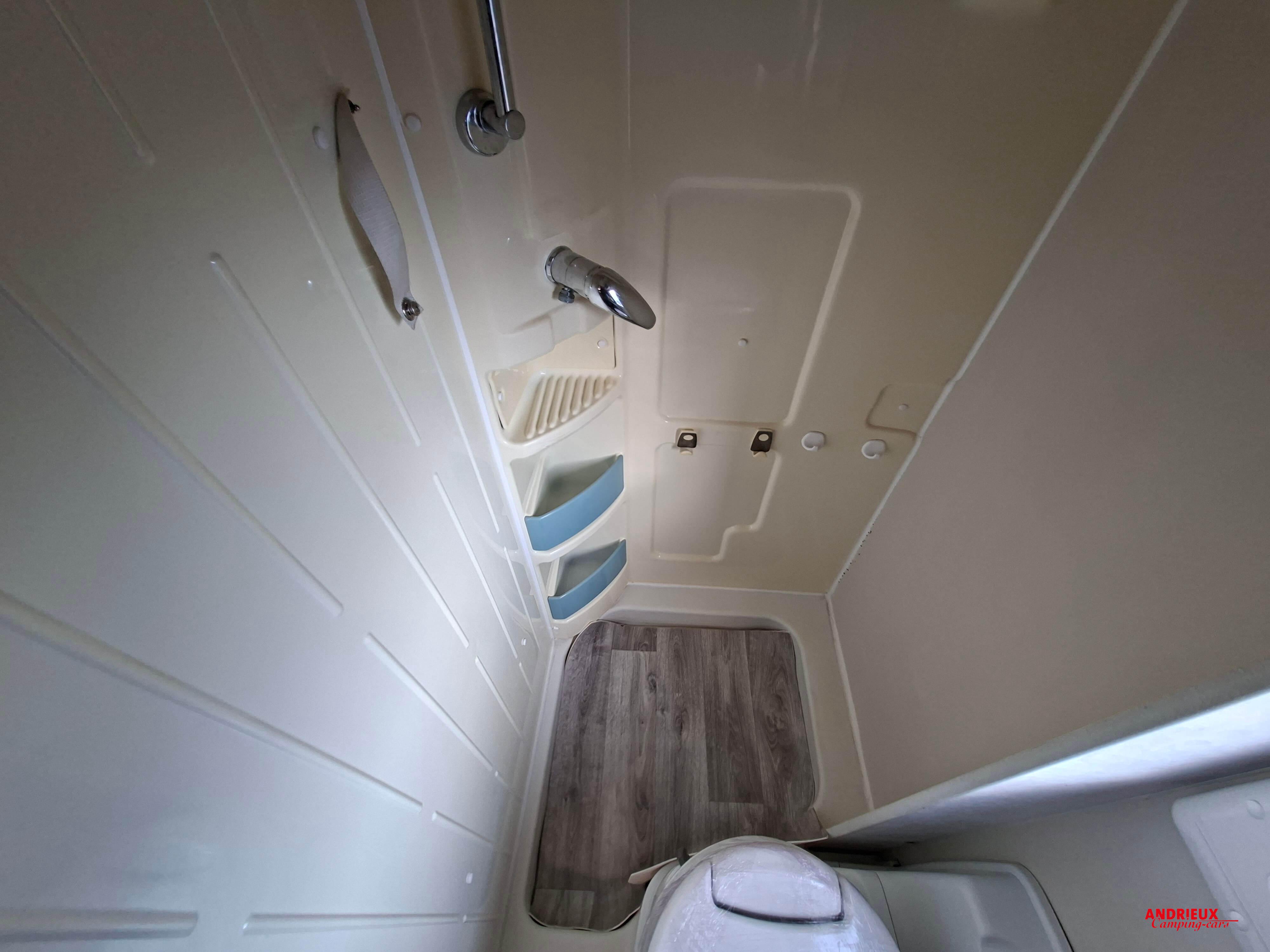  - 7 - CHALLENGER 304 