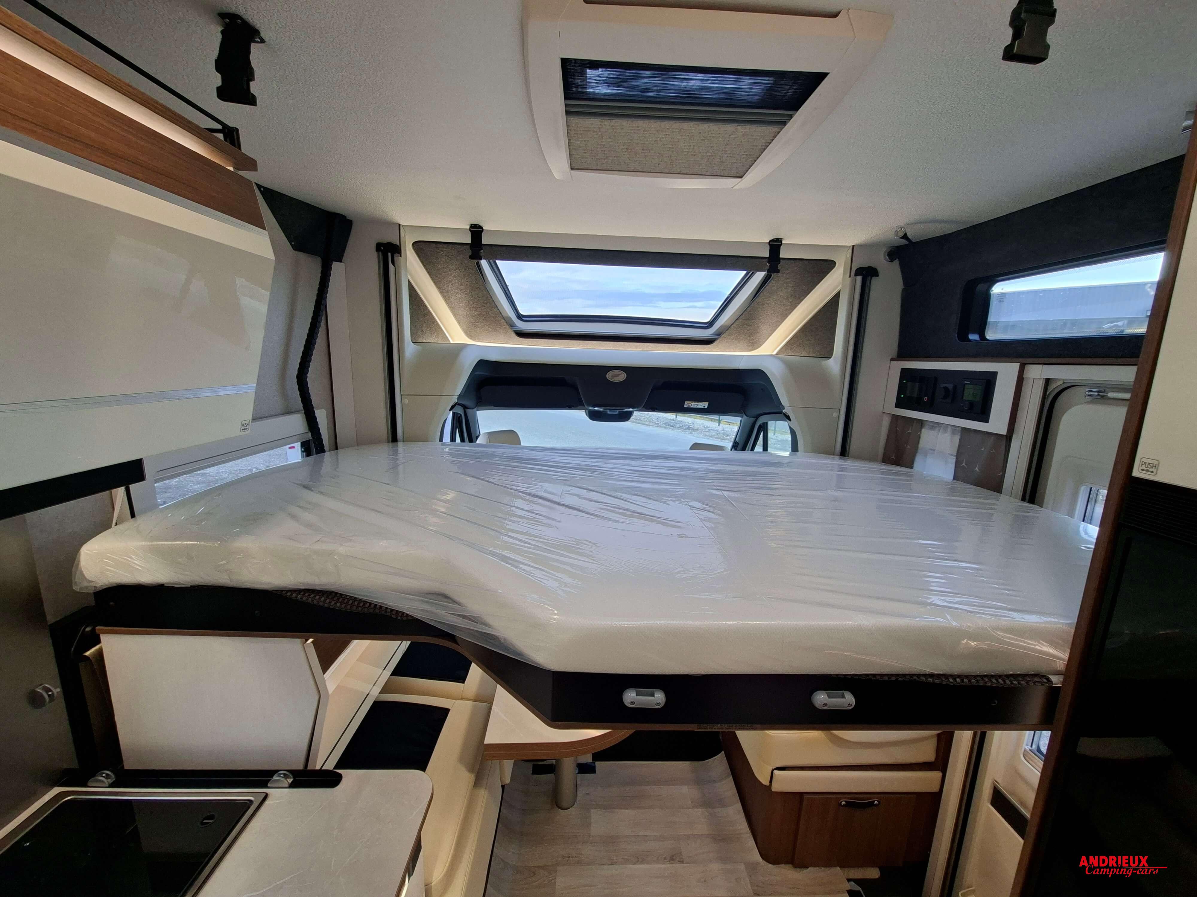  - 9 - FLEURETTE ELISTER 73LMF 