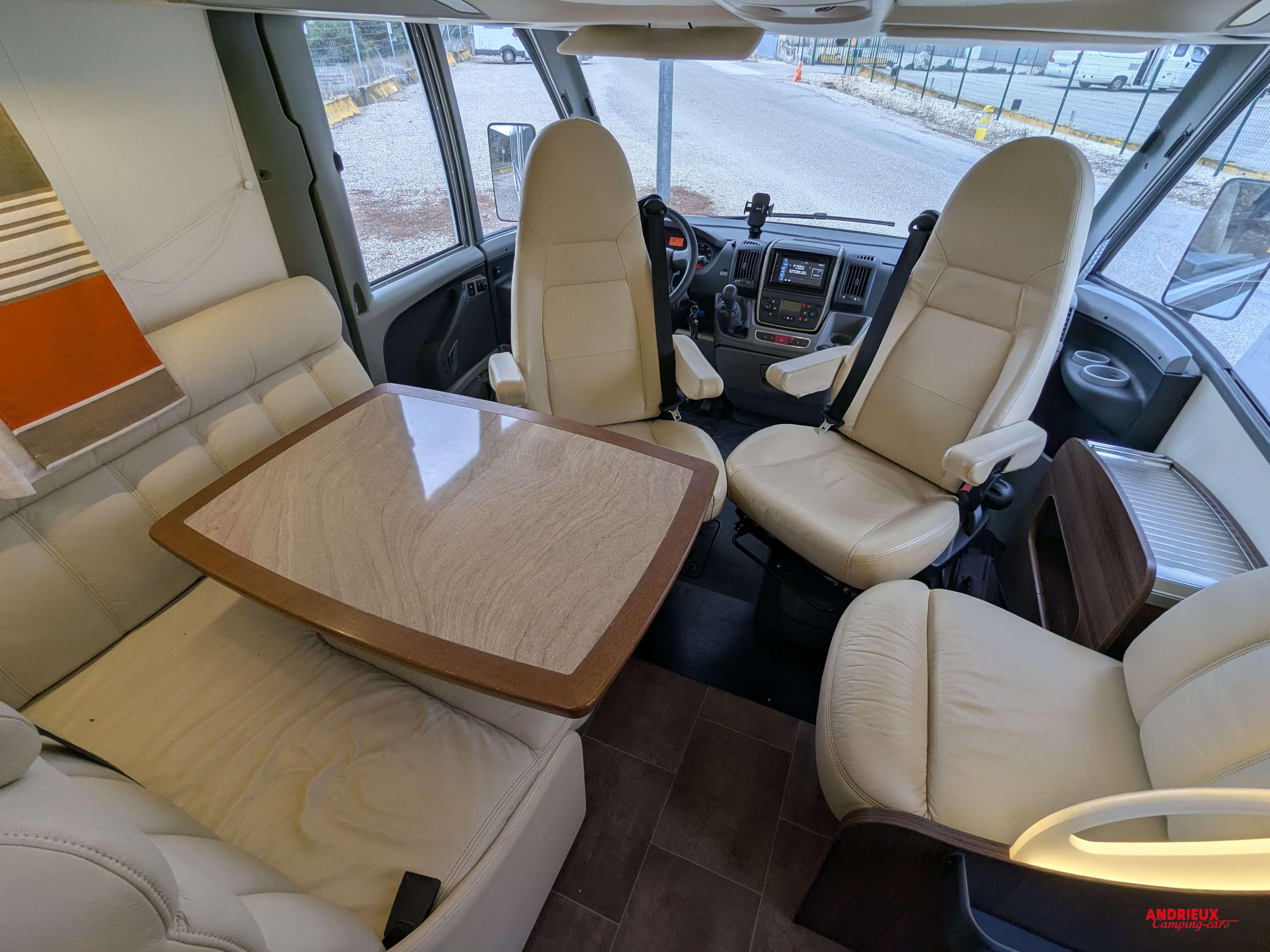  - 3 - BURSTNER ELEGANCE I 730 