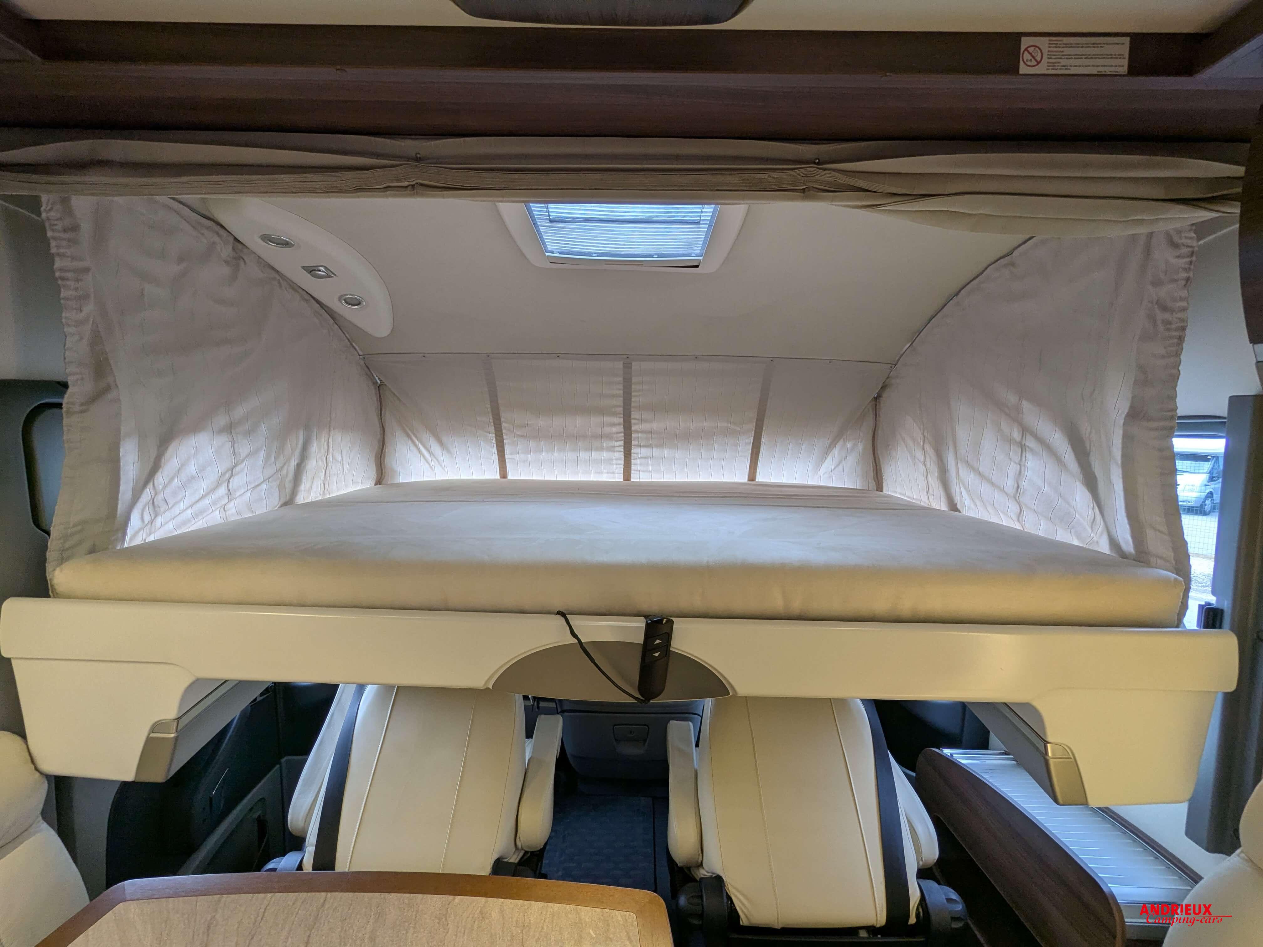  - 9 - BURSTNER ELEGANCE I 730 