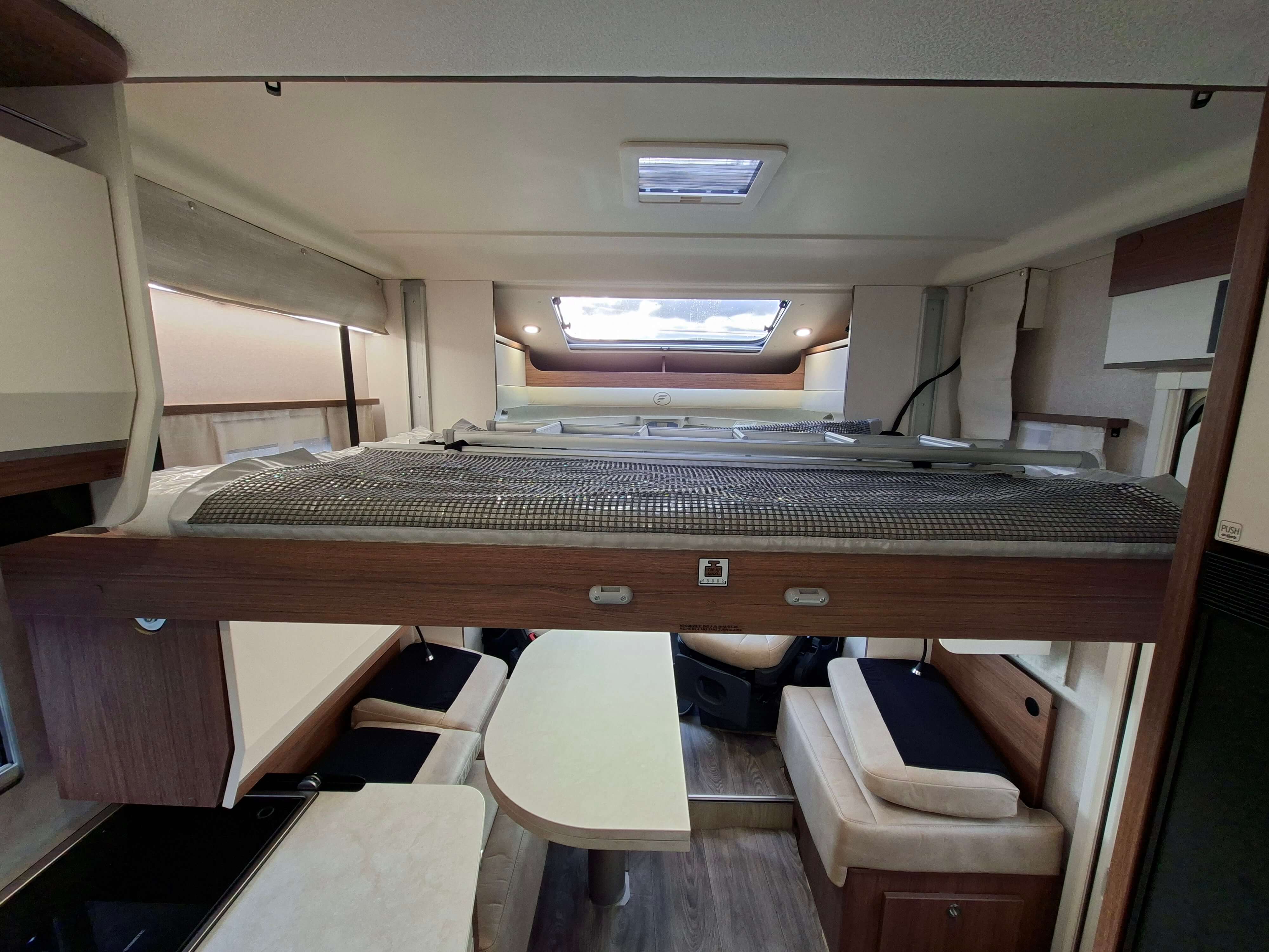  - 9 - FLEURETTE MAGISTER 70 LMF WELLNESS 