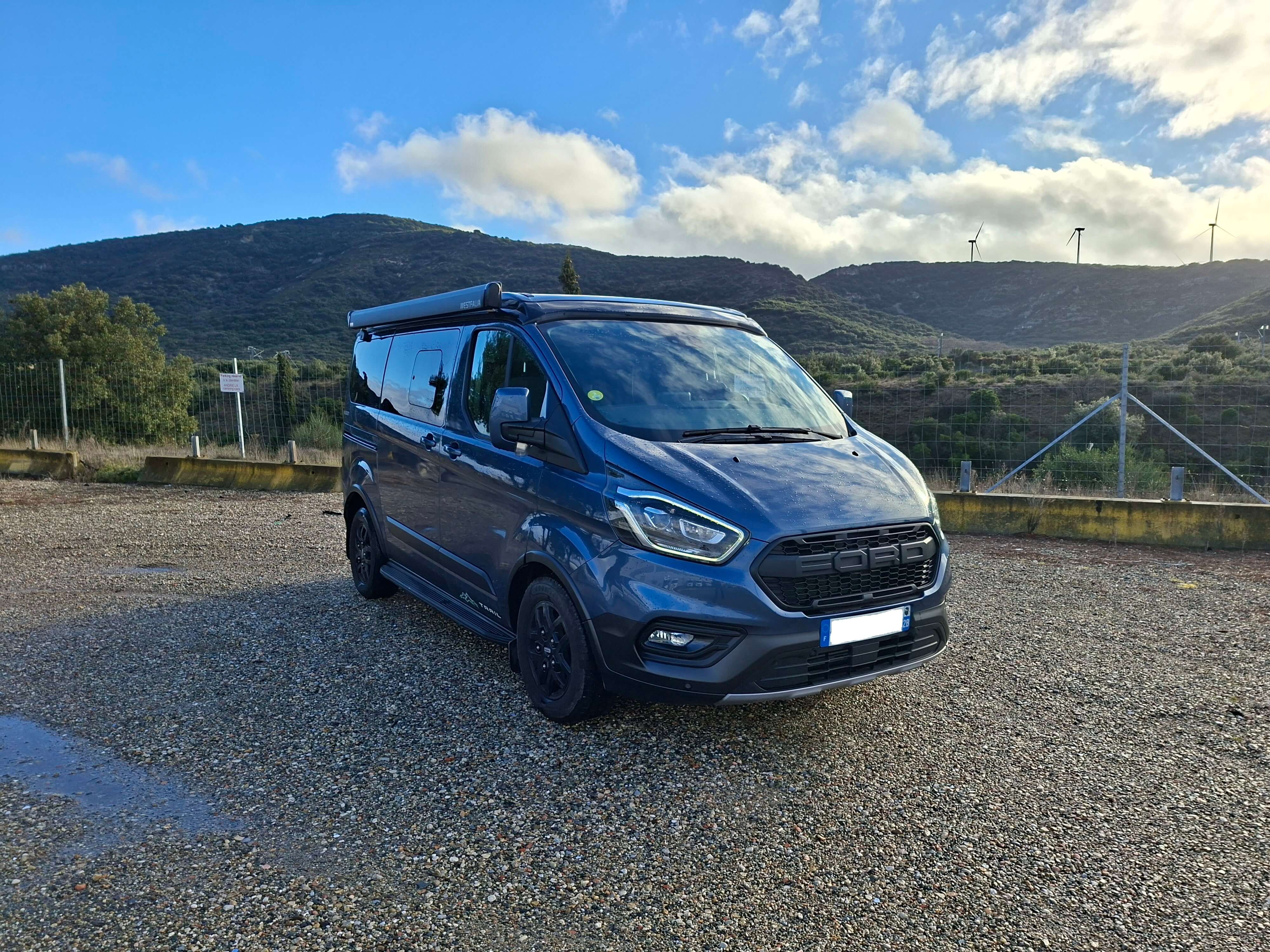  - 2 - WESTFALIA NUGGET TRAIL 