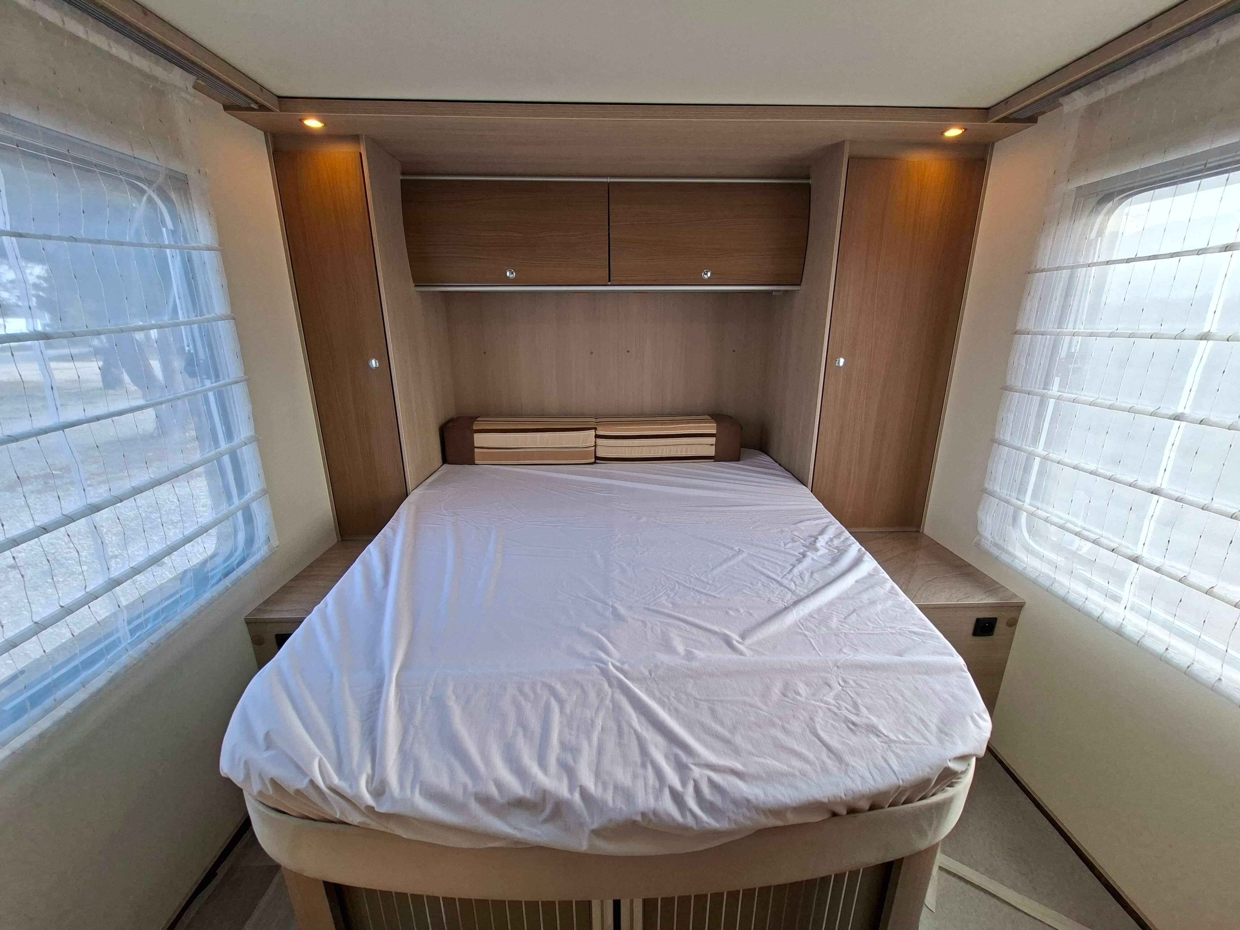  - 5 - BURSTNER IXEO TIME IT 734 