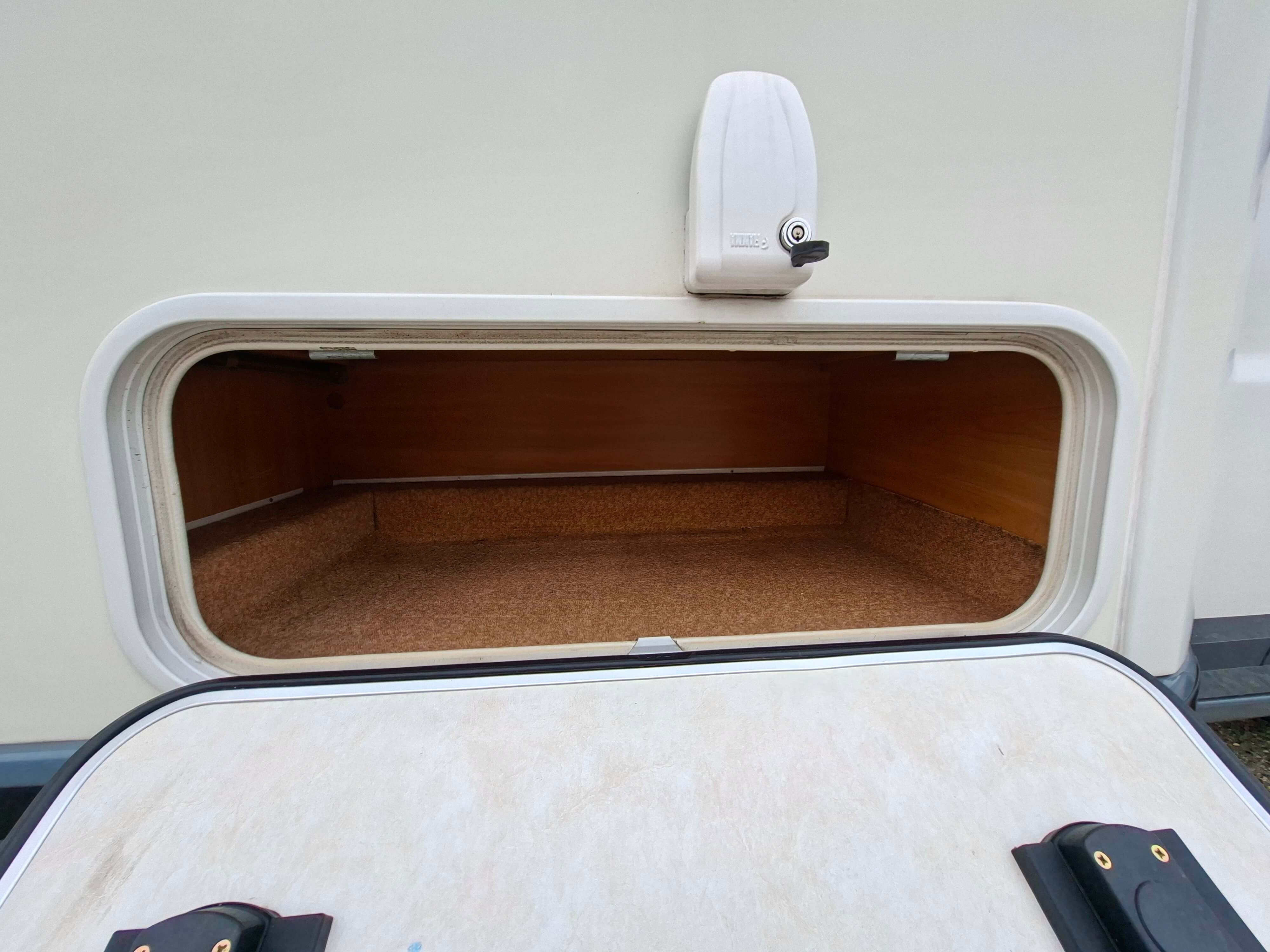  - 1 - CHALLENGER 311 