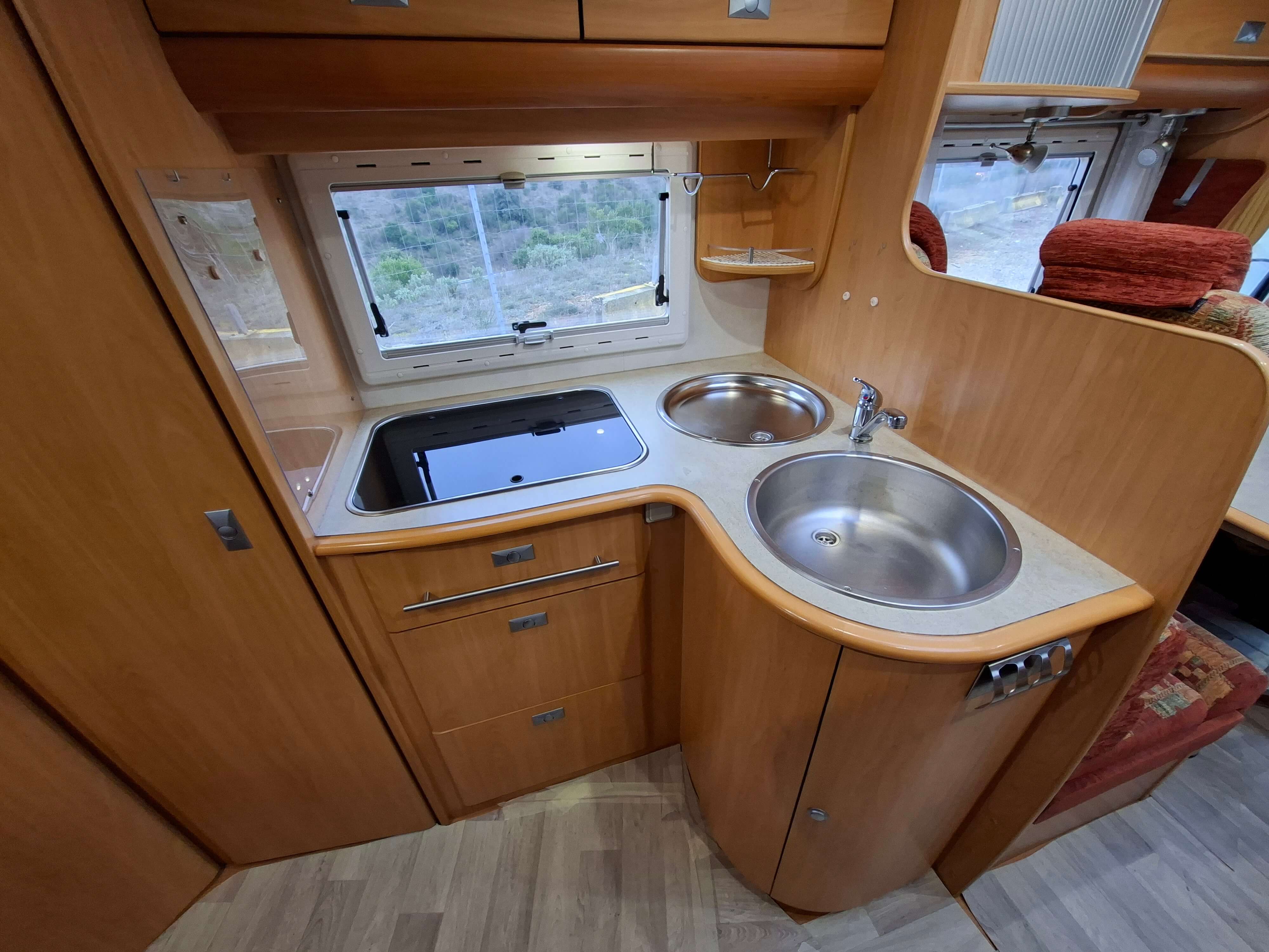  - 4 - CHALLENGER 311 