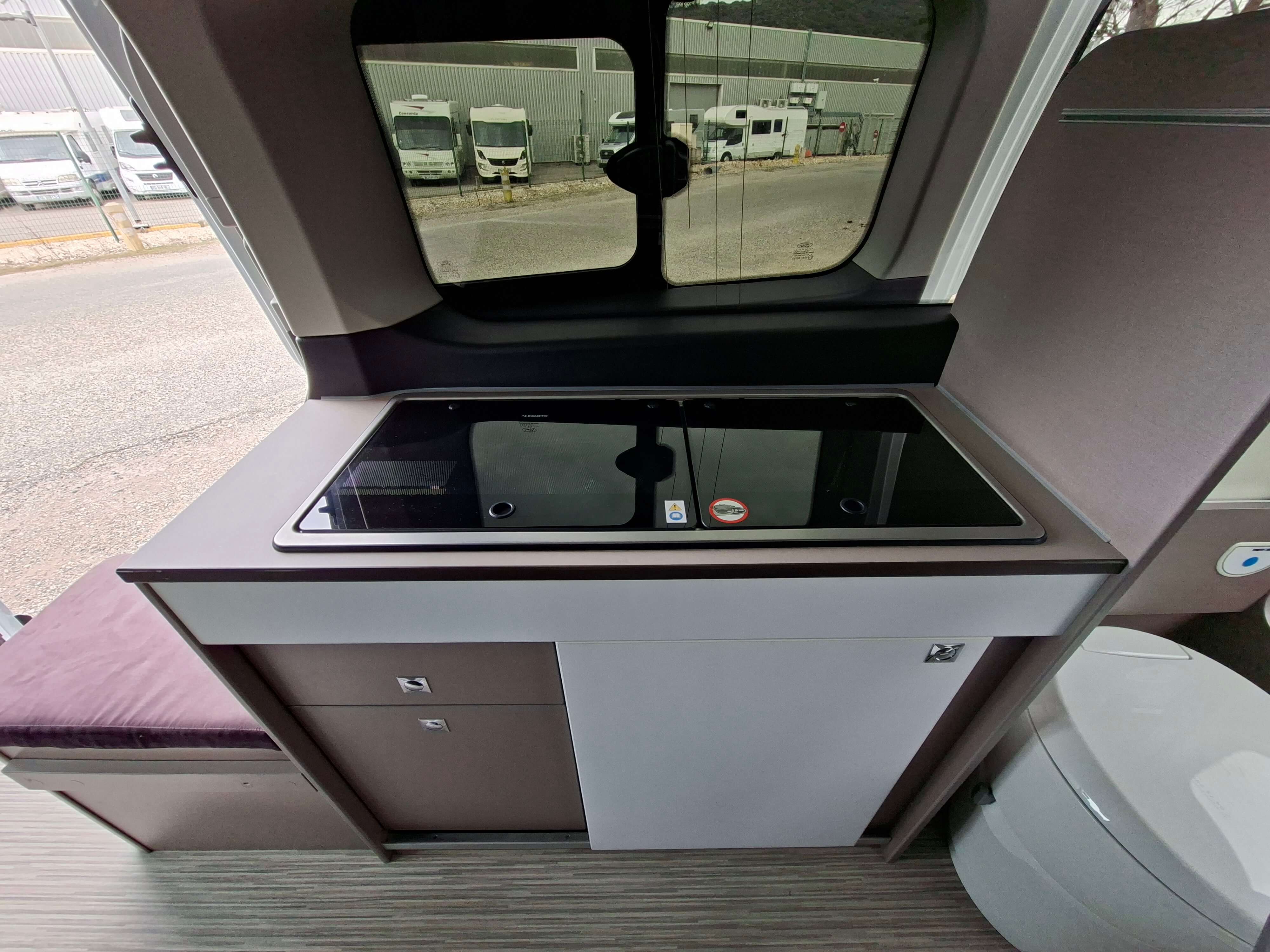  - 4 - BURSTNER COPA C530 TRAIL 