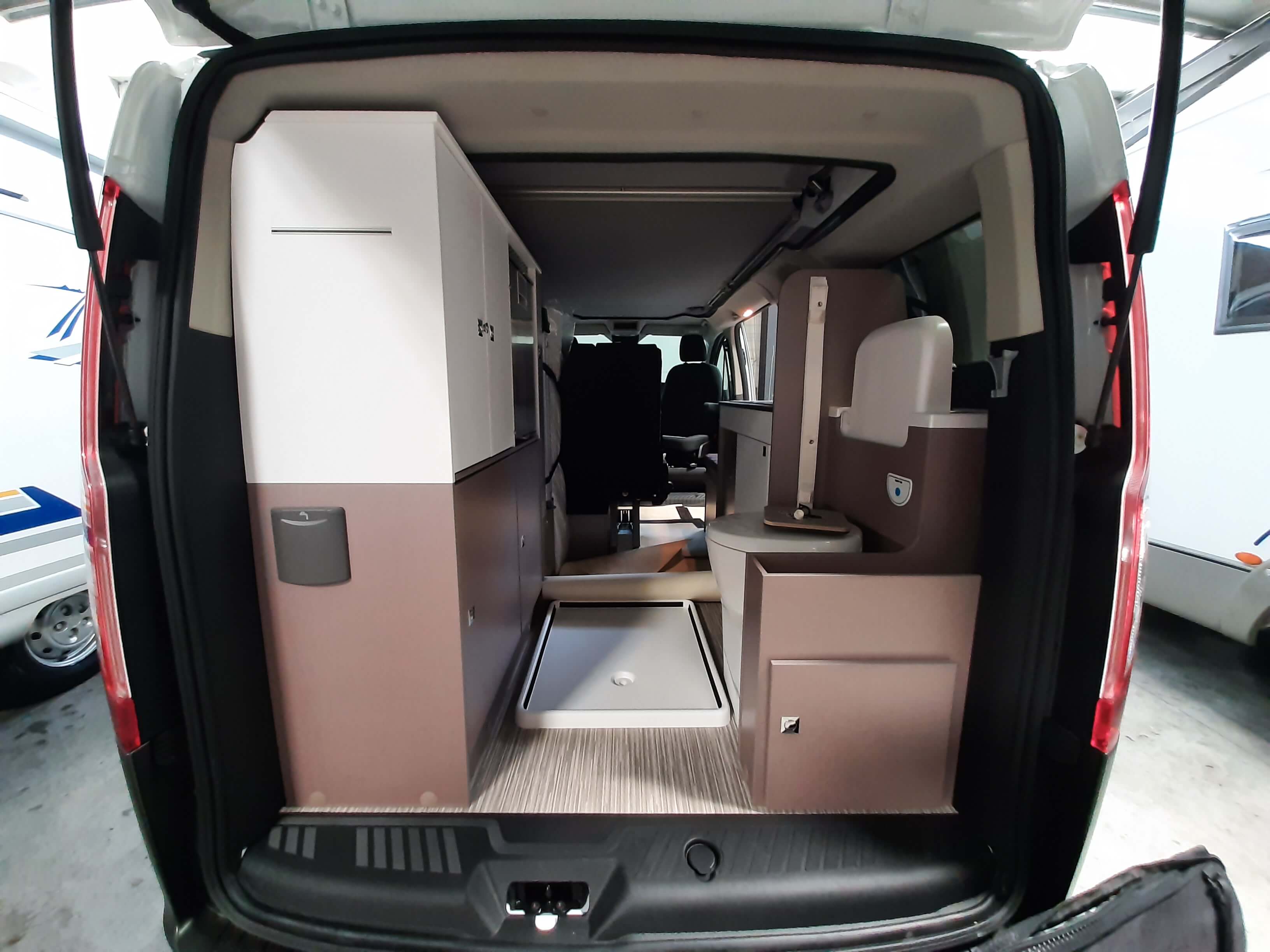  - 9 - BURSTNER COPA C530 TRAIL 