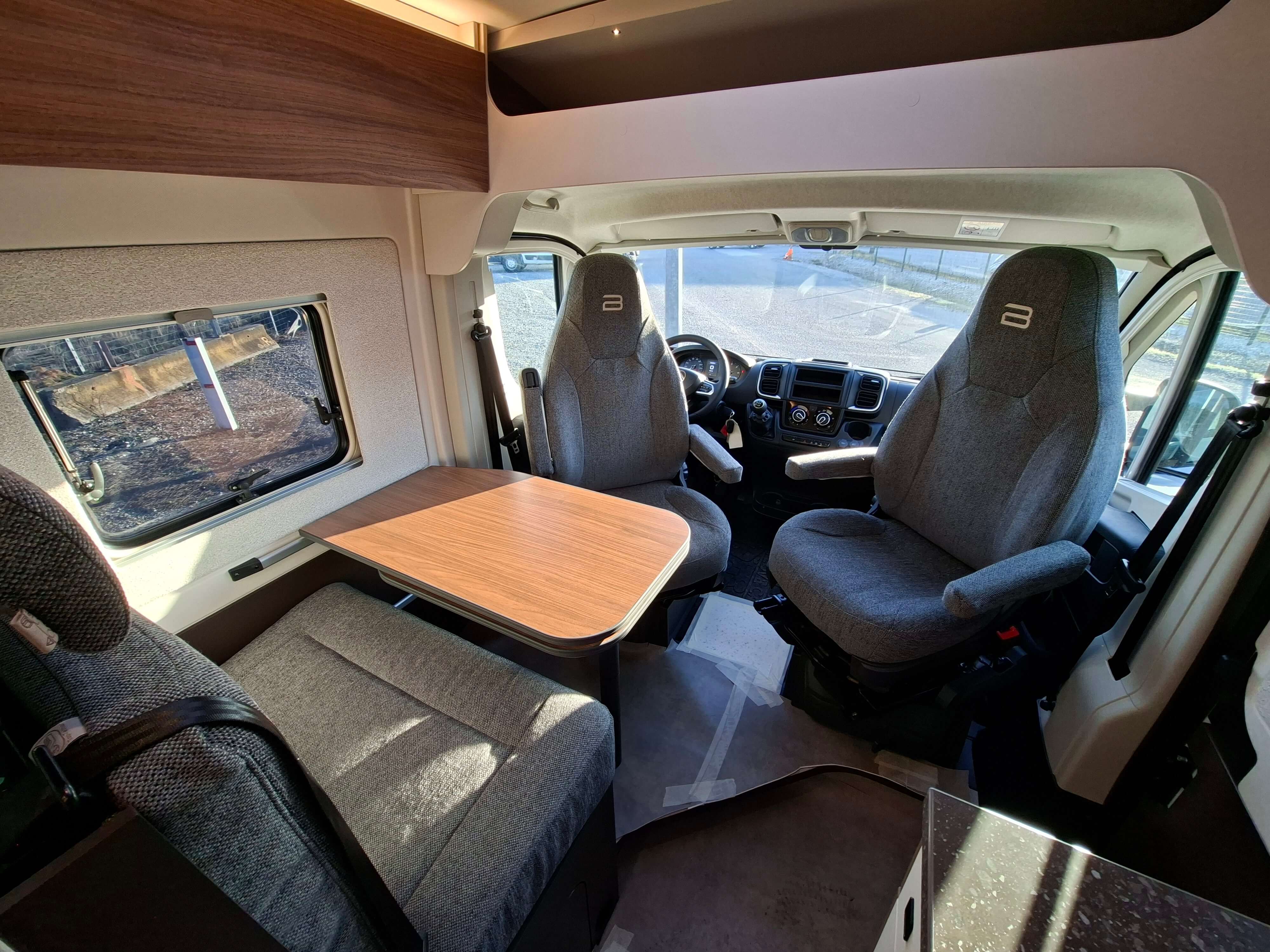  - 3 - BURSTNER PAPILLON PC 6.0 