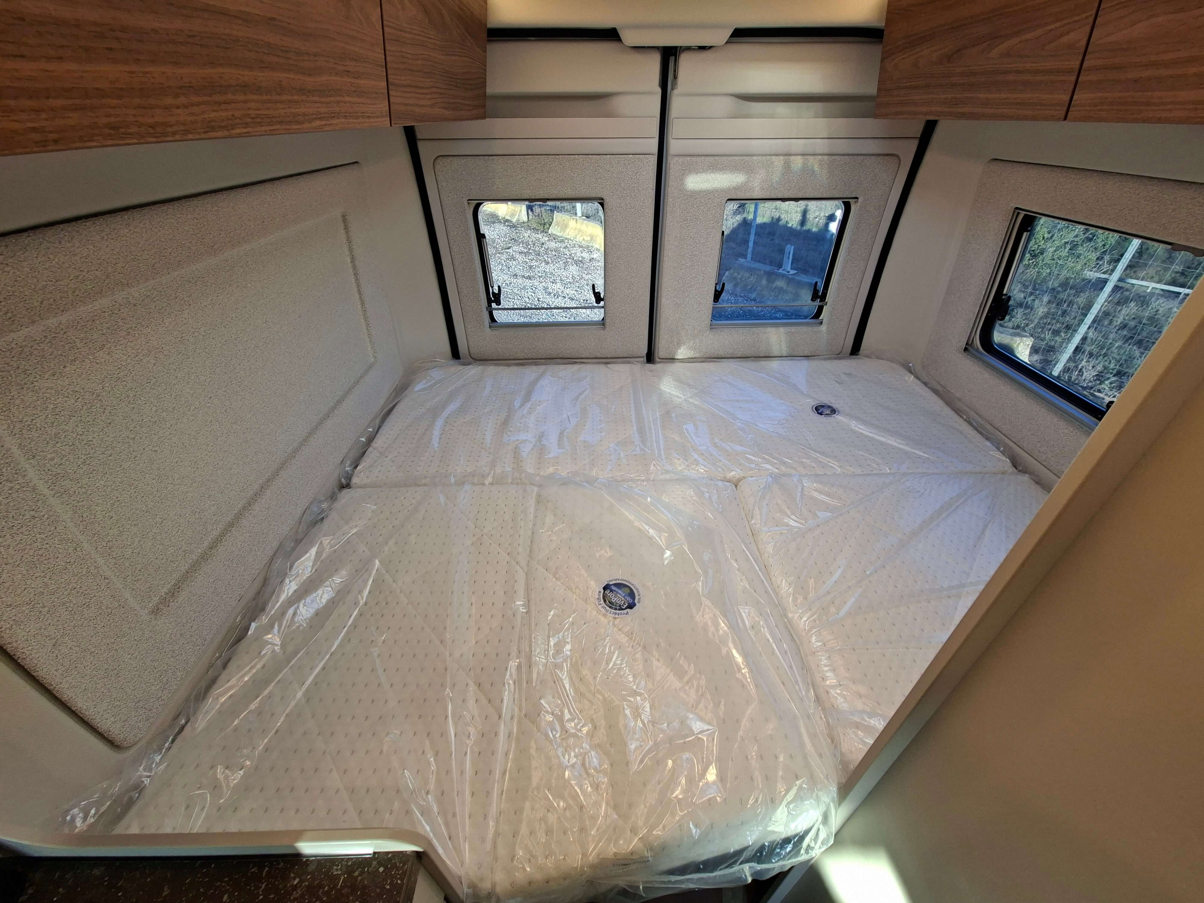  - 5 - BURSTNER PAPILLON PC 6.0 