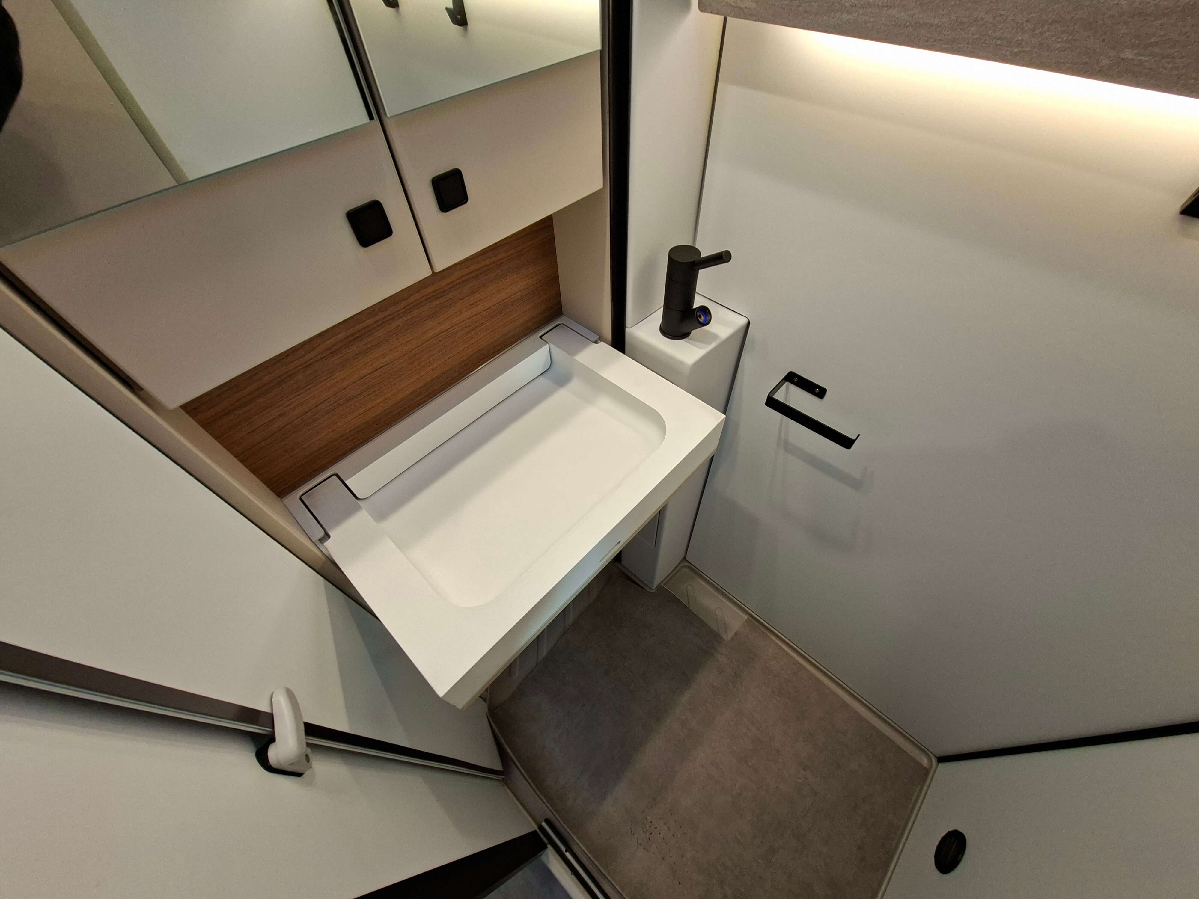  - 7 - BURSTNER PAPILLON PC 6.0 