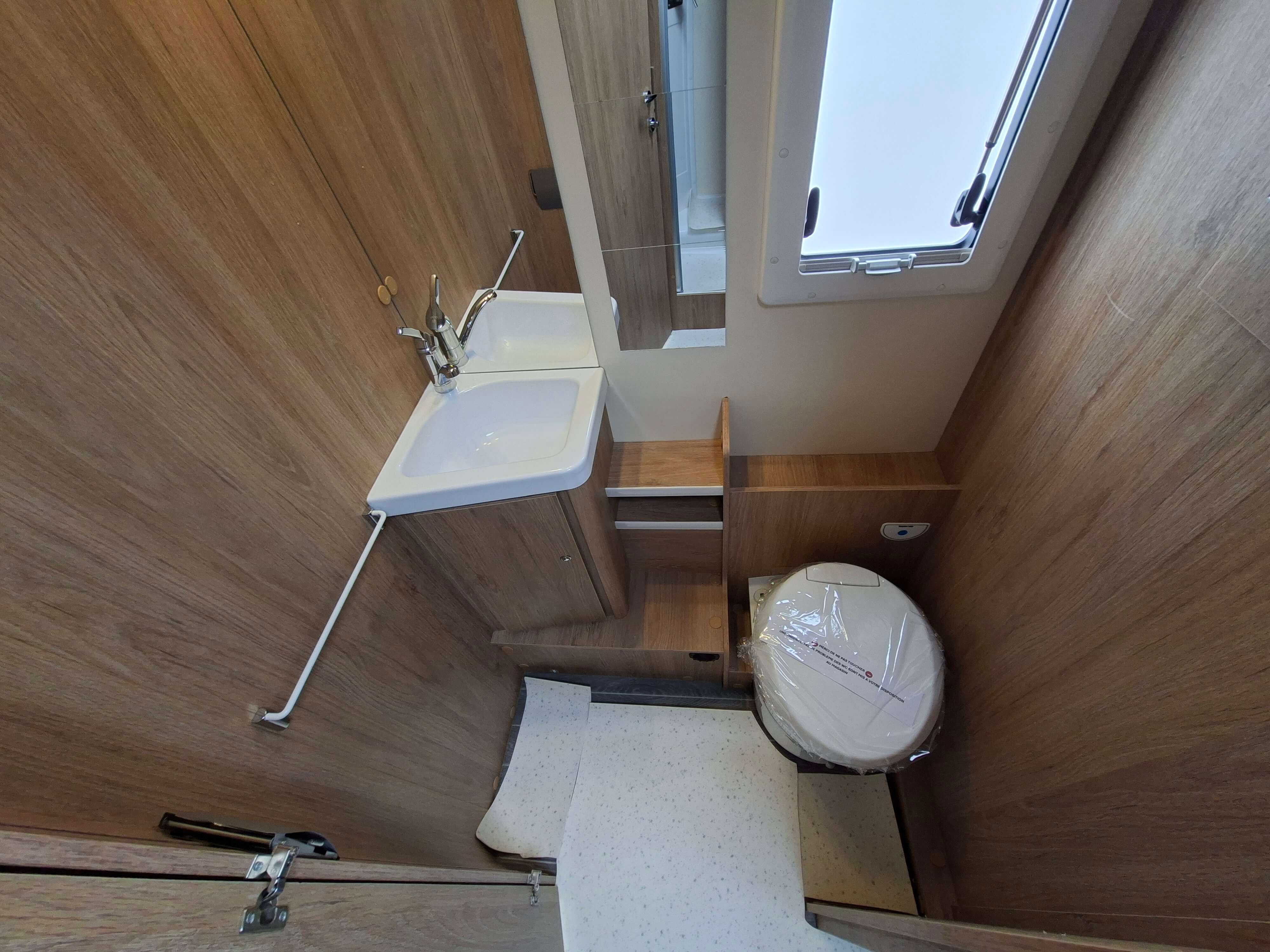  - 8 - CI HORON 34 XT 