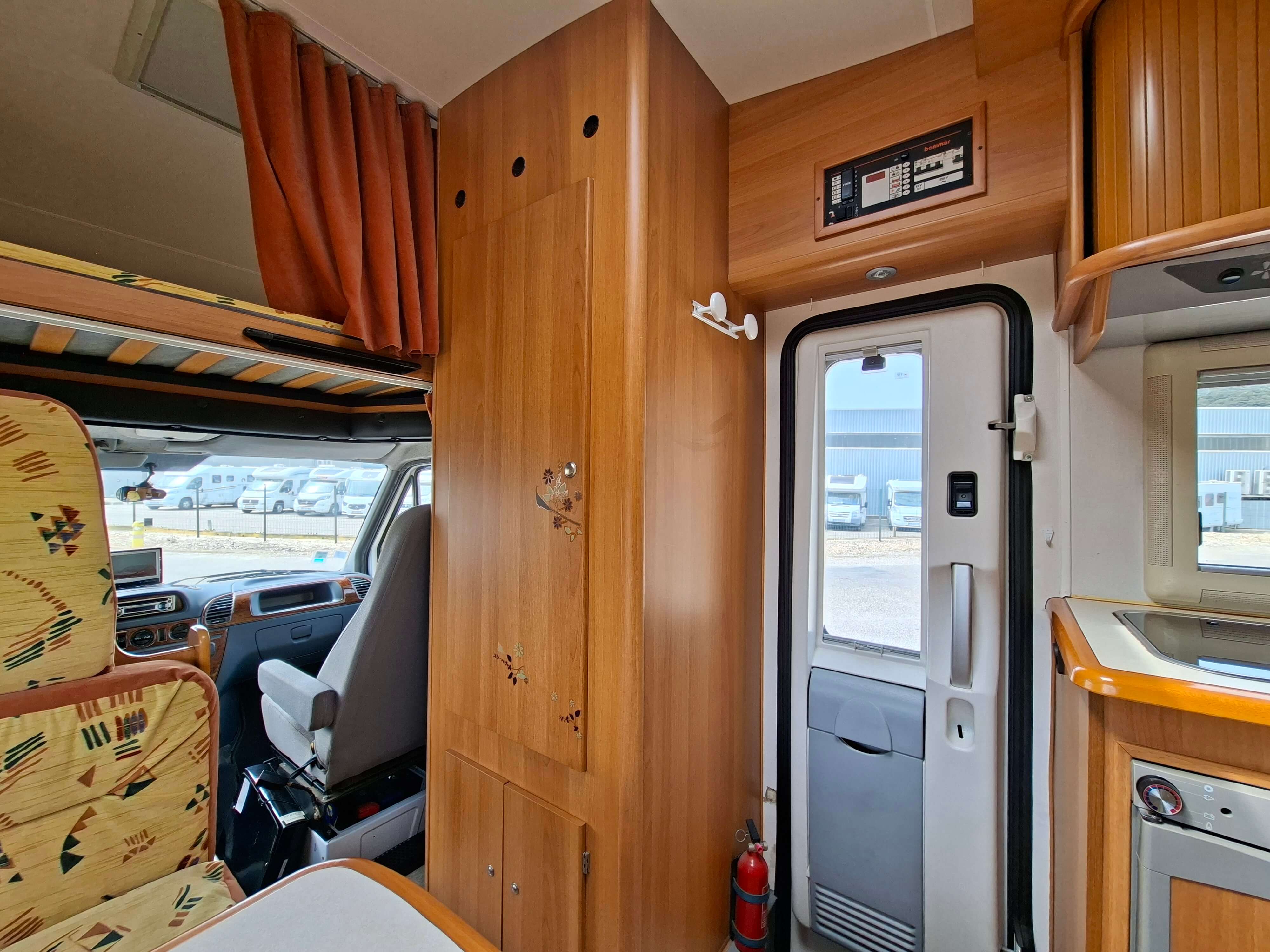  - 7 - BENIMAR EUROPE TOP 6000 STX 