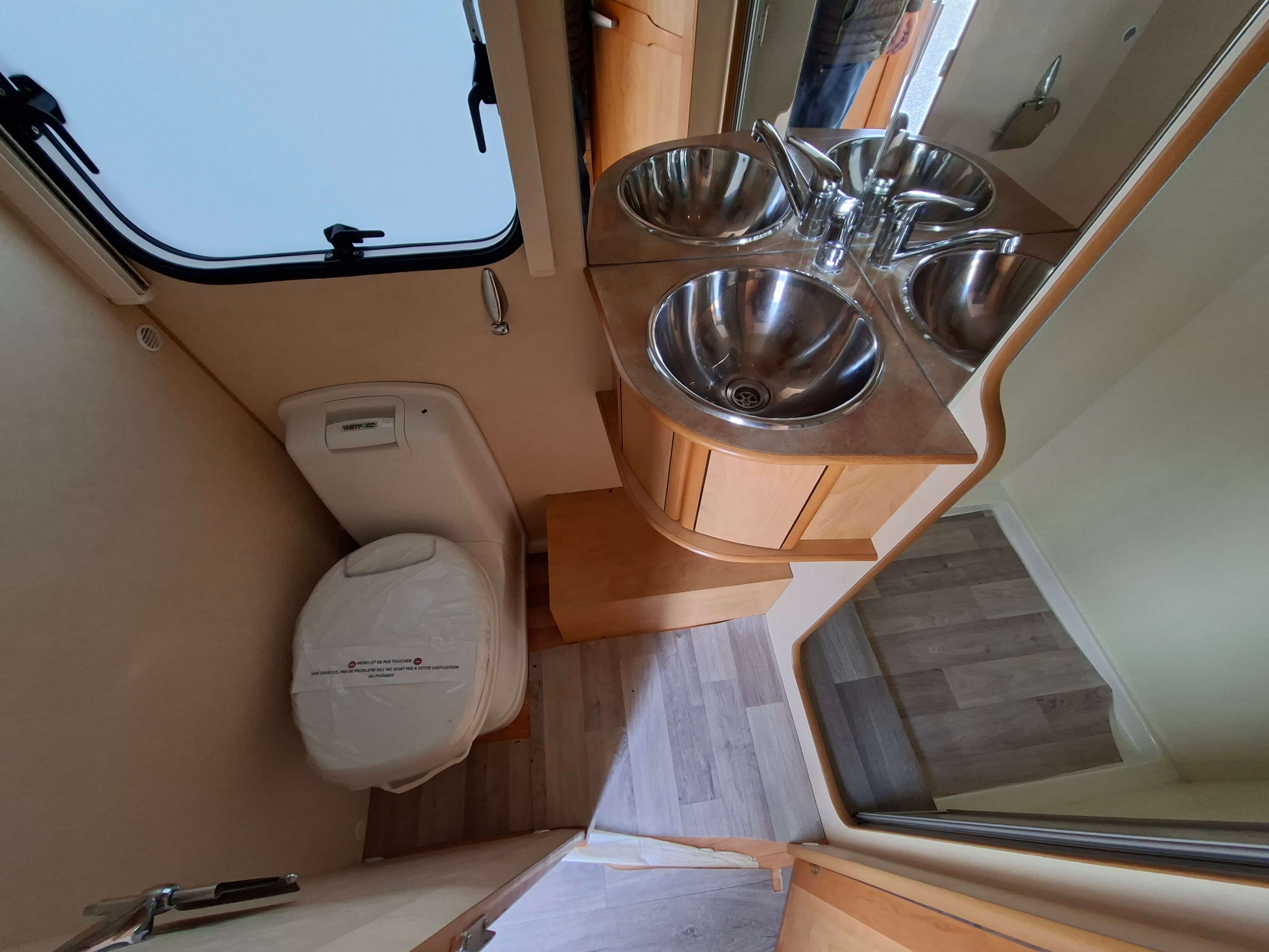  - 8 - LA MANCELLE LM 550 