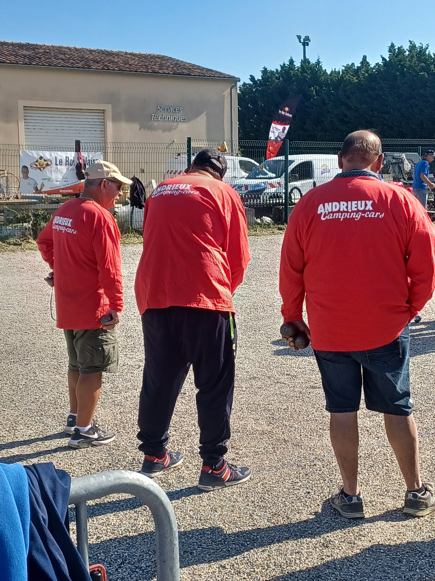 Un Grand Merci à Allan et Son Équipe de Pétanque !